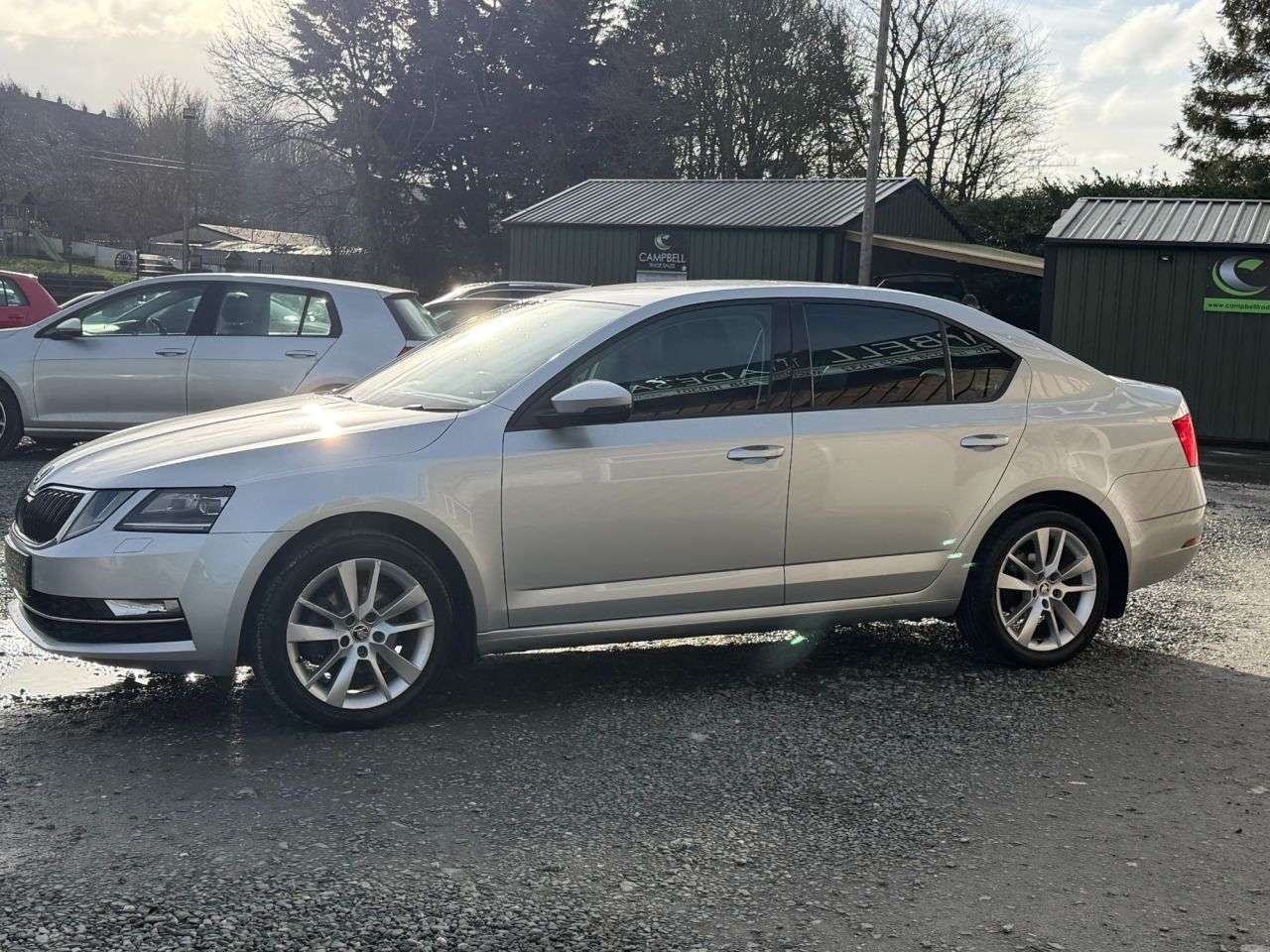 A 2019 SKODA OCTAVIA 2.0 TDI SE L Hatchback 5dr Diesel DSG 7Spd Euro 6 (s/s) (150 ps) A 2019 SKODA OCTAVIA 2.0 TDI SE L Hatchback 5dr Diesel DSG 7Spd Euro 6 (s/s) (150 ps)