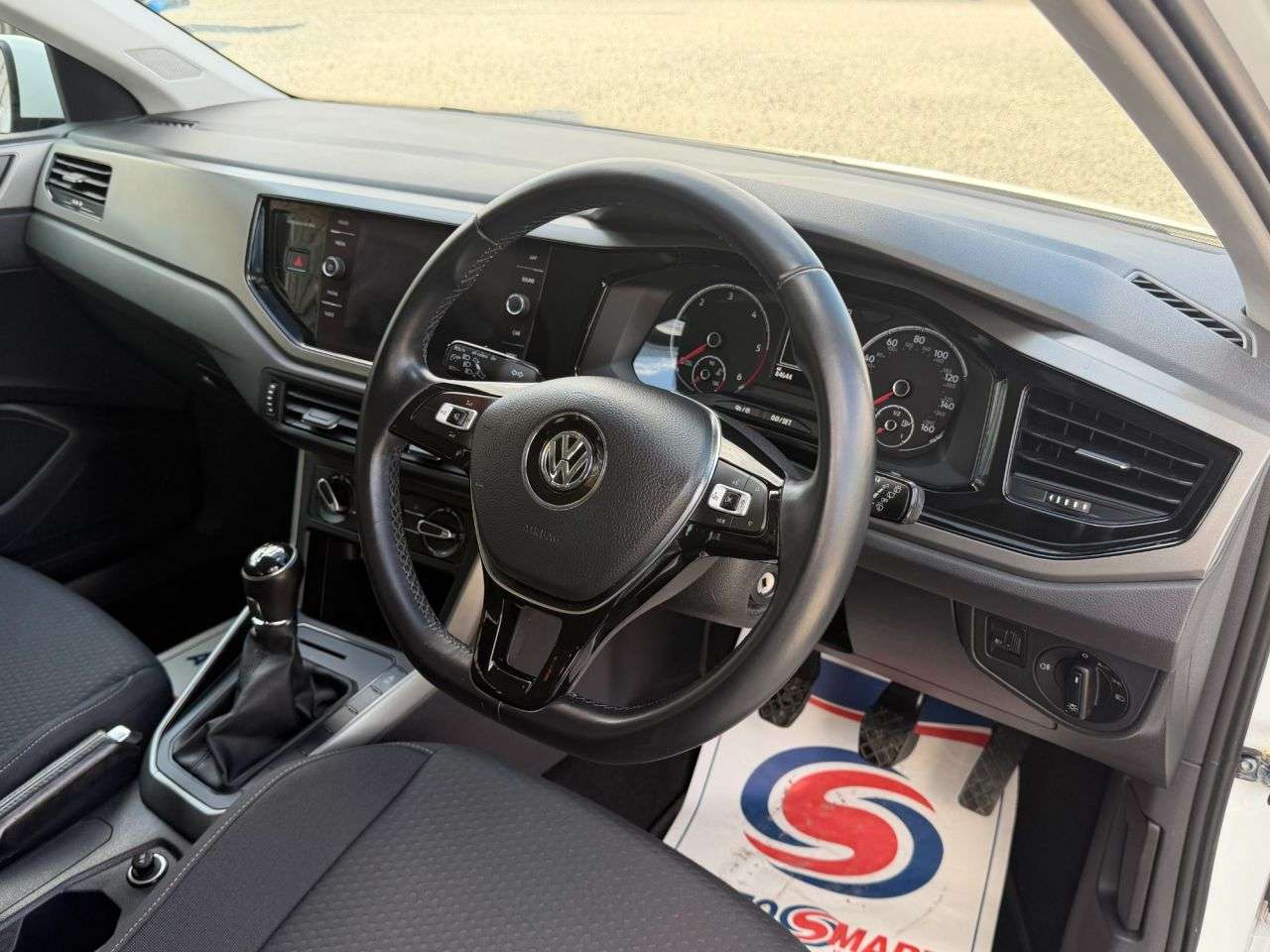 2019 VOLKSWAGEN POLO 2019 VOLKSWAGEN POLO