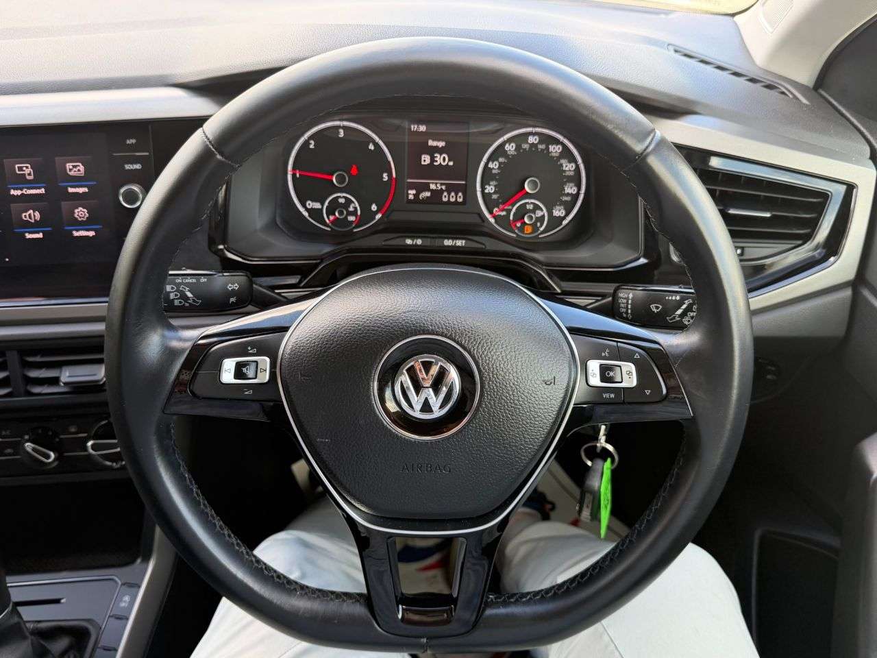 2019 VOLKSWAGEN POLO 2019 VOLKSWAGEN POLO