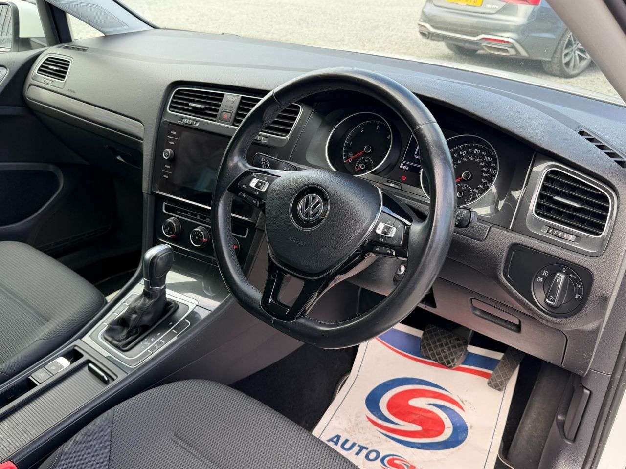 2019 VOLKSWAGEN GOLF 2019 VOLKSWAGEN GOLF