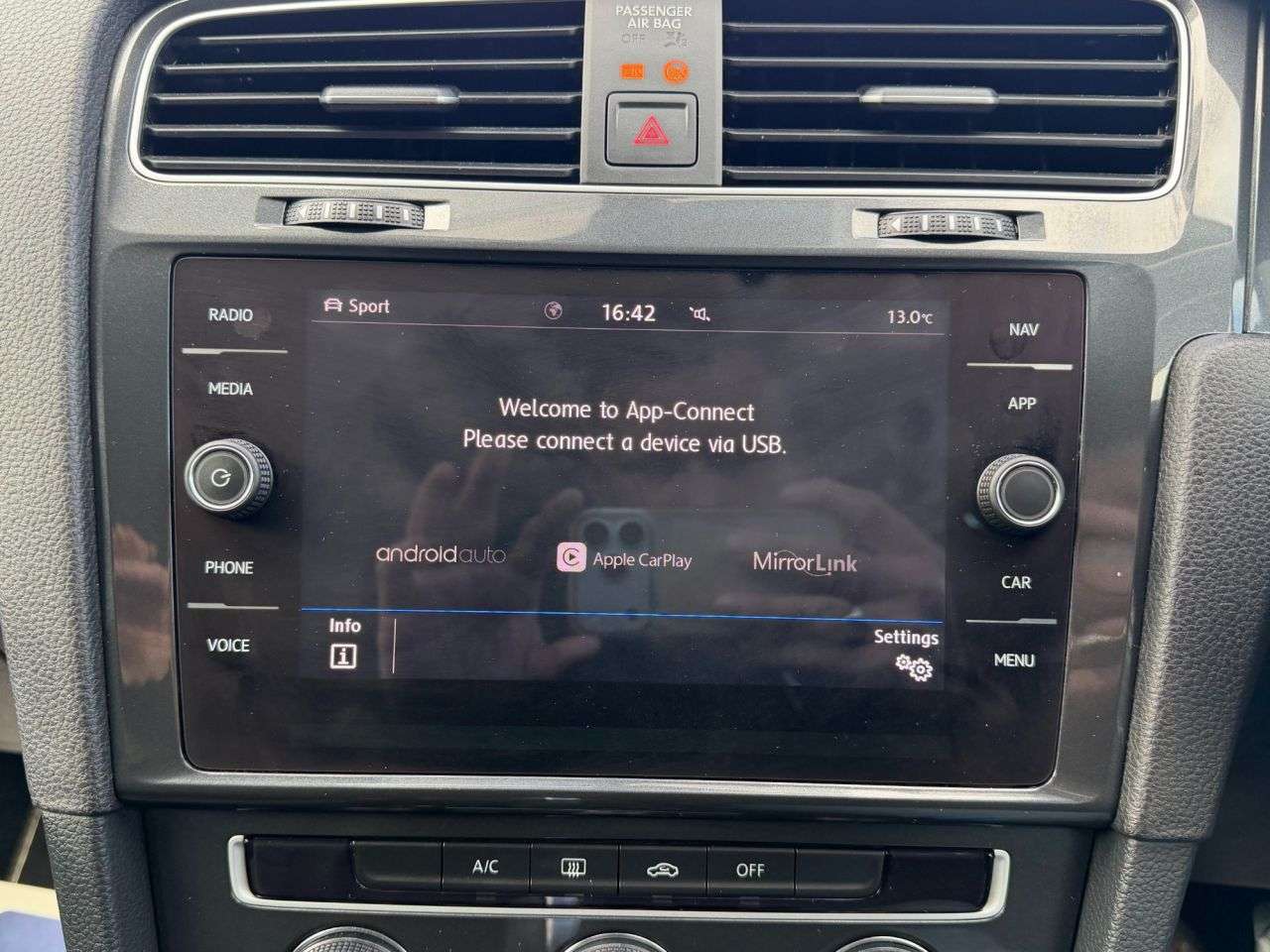 2019 VOLKSWAGEN GOLF 2019 VOLKSWAGEN GOLF
