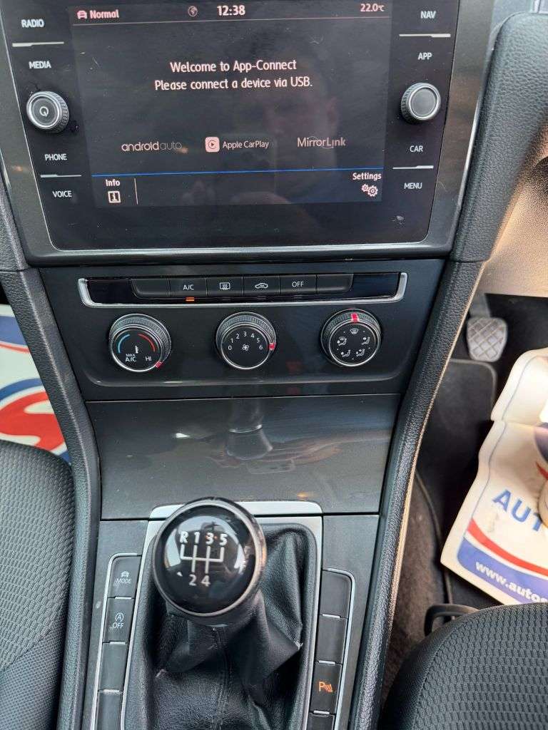 2019 VOLKSWAGEN GOLF 2019 VOLKSWAGEN GOLF
