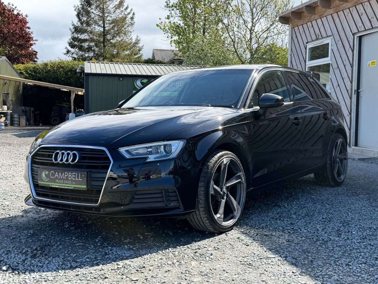 A 2017 AUDI A3 2.0 TDI S line Sportback 5dr Diesel S Tronic Auto 6Spd Euro 6 (s/s) (150 ps A 2017 AUDI A3 2.0 TDI S line Sportback 5dr Diesel S Tronic Auto 6Spd Euro 6 (s/s) (150 ps