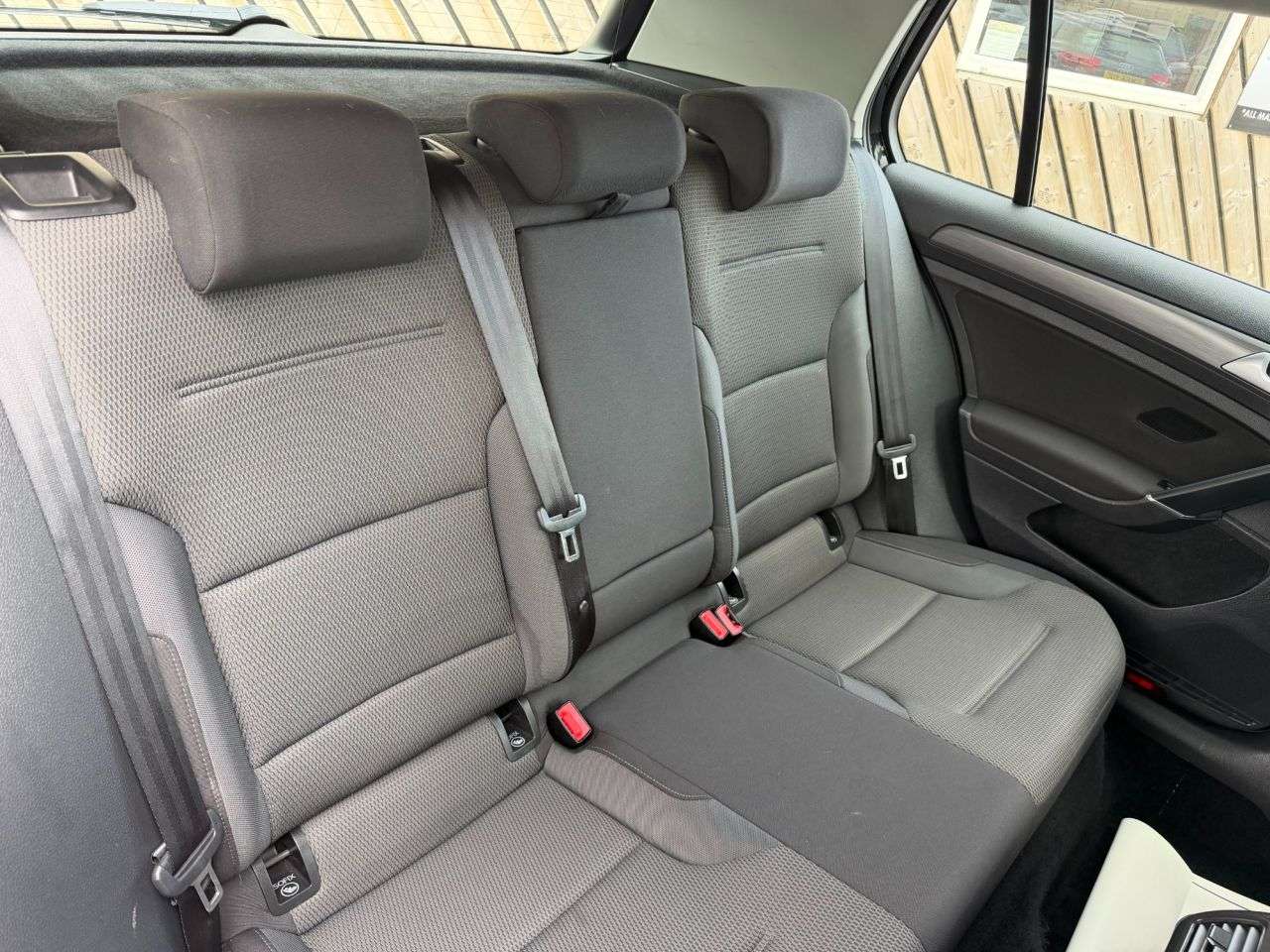 2017 VOLKSWAGEN GOLF 2017 VOLKSWAGEN GOLF
