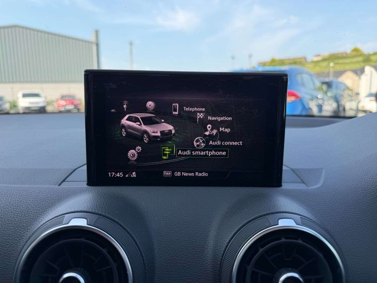 2019 AUDI Q2 2019 AUDI Q2