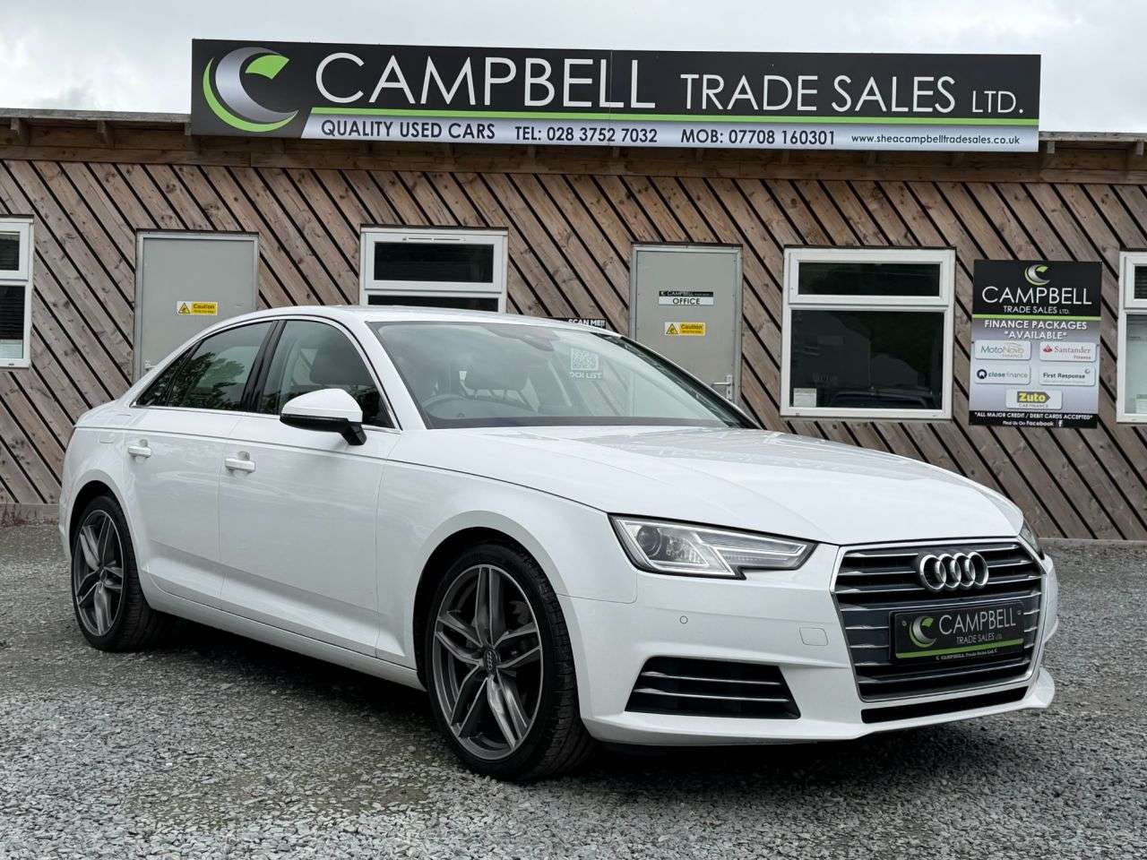 A 2016 AUDI A4 2.0 TDI ultra Sport Saloon 4dr Diesel Manual Euro 6 (s/s) (190 ps) A 2016 AUDI A4 2.0 TDI ultra Sport Saloon 4dr Diesel Manual Euro 6 (s/s) (190 ps)