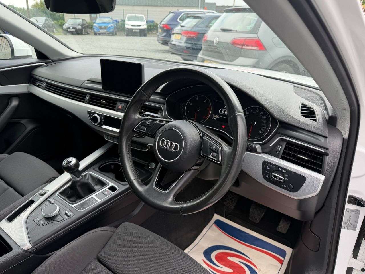 2016 AUDI A4 2016 AUDI A4