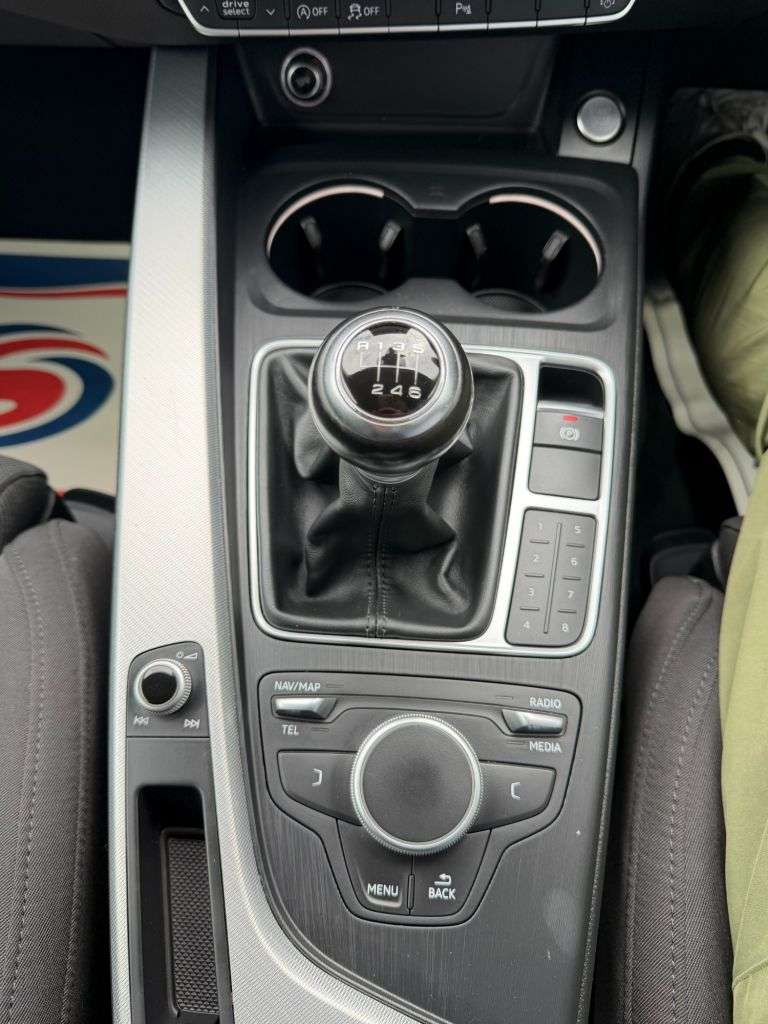 2016 AUDI A4 2016 AUDI A4