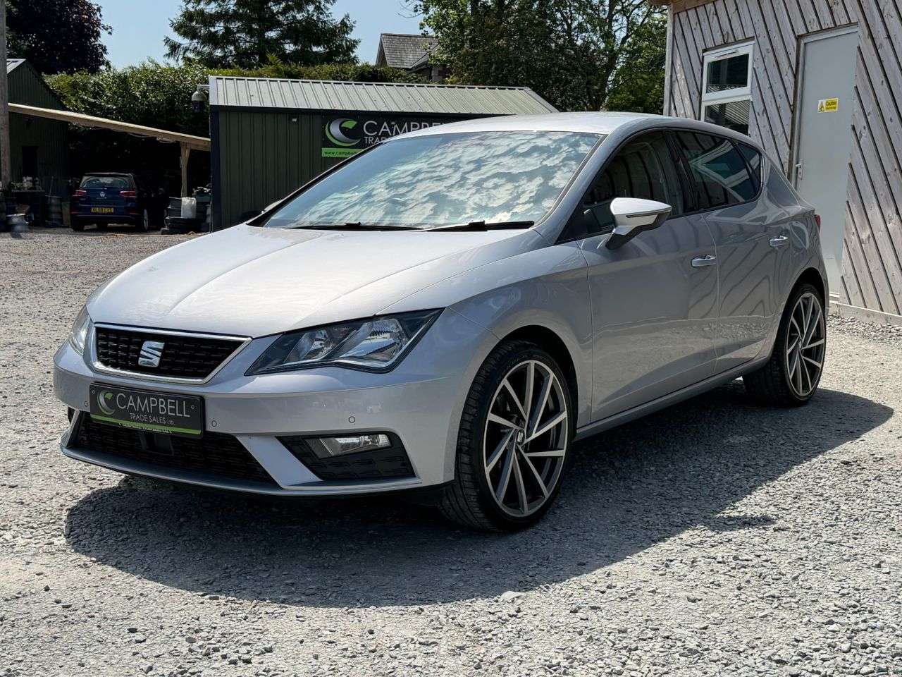 A 2019 SEAT LEON 1.6 TDI SE Dynamic Hatchback 5dr Diesel Manual Euro 6 (s/s) (115 ps) A 2019 SEAT LEON 1.6 TDI SE Dynamic Hatchback 5dr Diesel Manual Euro 6 (s/s) (115 ps)