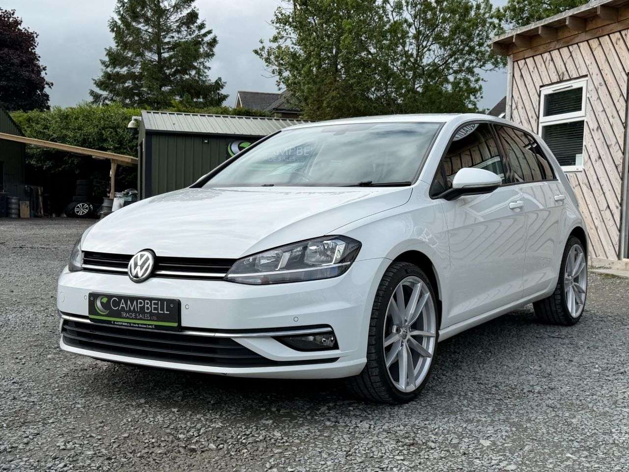 A 2019 VOLKSWAGEN GOLF 1.6 TDI Match Hatchback 5dr Diesel Manual Euro 6 (s/s) (115 ps) A 2019 VOLKSWAGEN GOLF 1.6 TDI Match Hatchback 5dr Diesel Manual Euro 6 (s/s) (115 ps)