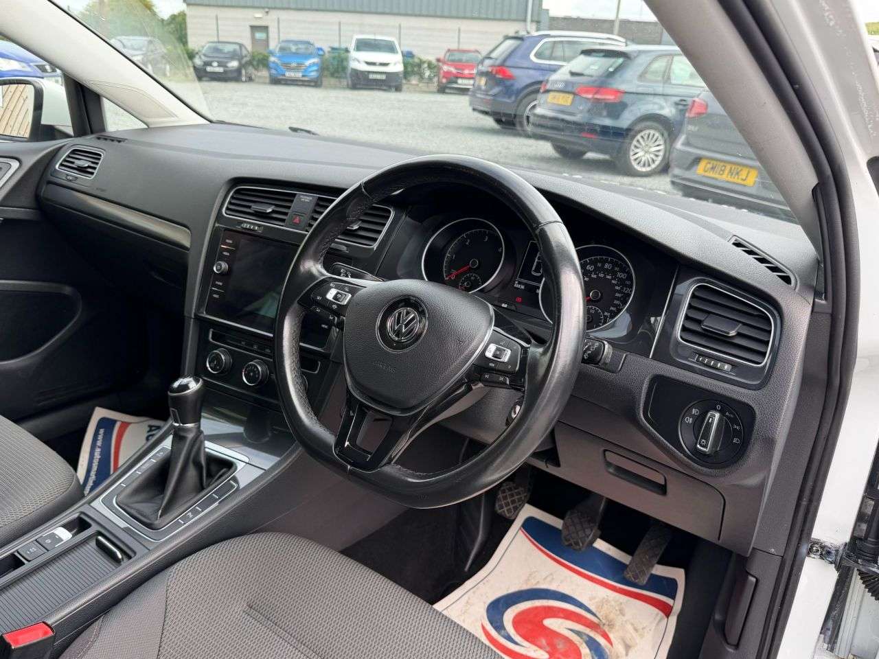 2019 VOLKSWAGEN GOLF 2019 VOLKSWAGEN GOLF