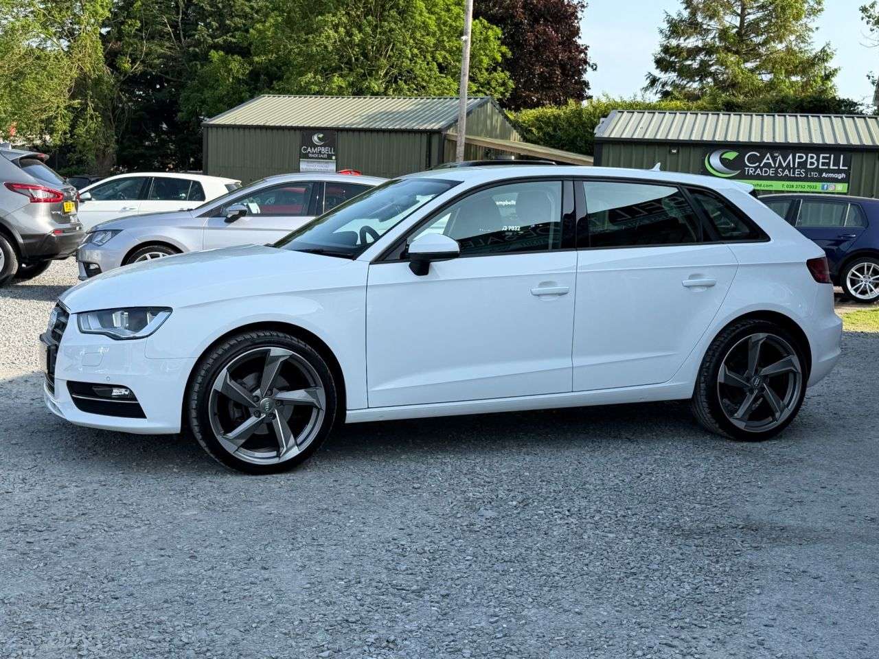 A 2016 AUDI A3 1.6 TDI SE Technik Sportback 5dr Diesel Manual Euro 6 (s/s) (110 ps) A 2016 AUDI A3 1.6 TDI SE Technik Sportback 5dr Diesel Manual Euro 6 (s/s) (110 ps)