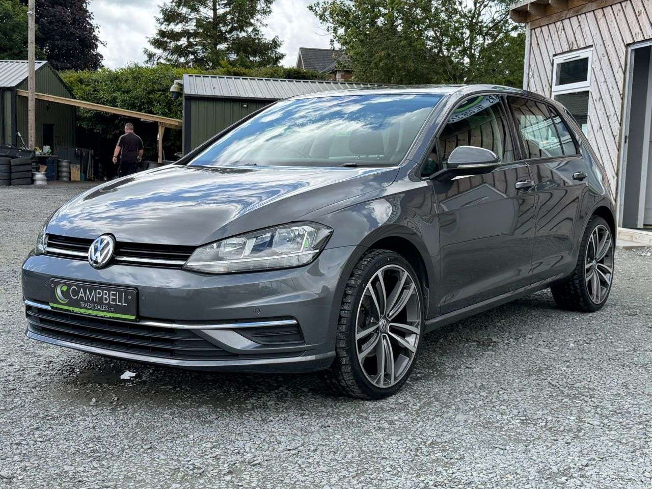 A 2018 VOLKSWAGEN GOLF 1.6 TDI SE Hatchback 5dr Diesel DSG Euro 6 (s/s) (115 ps) A 2018 VOLKSWAGEN GOLF 1.6 TDI SE Hatchback 5dr Diesel DSG Euro 6 (s/s) (115 ps)