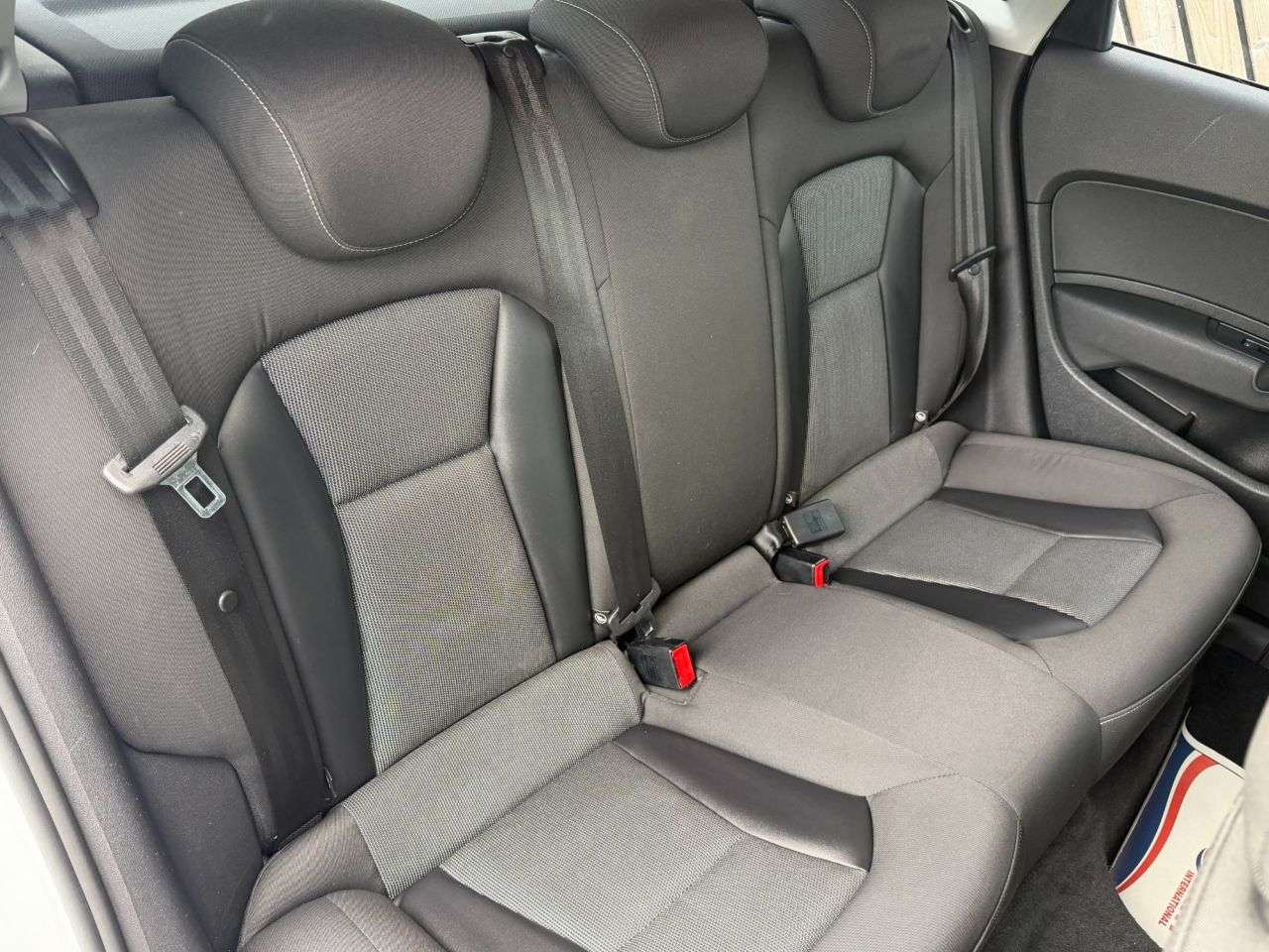 2015 AUDI A1 2015 AUDI A1