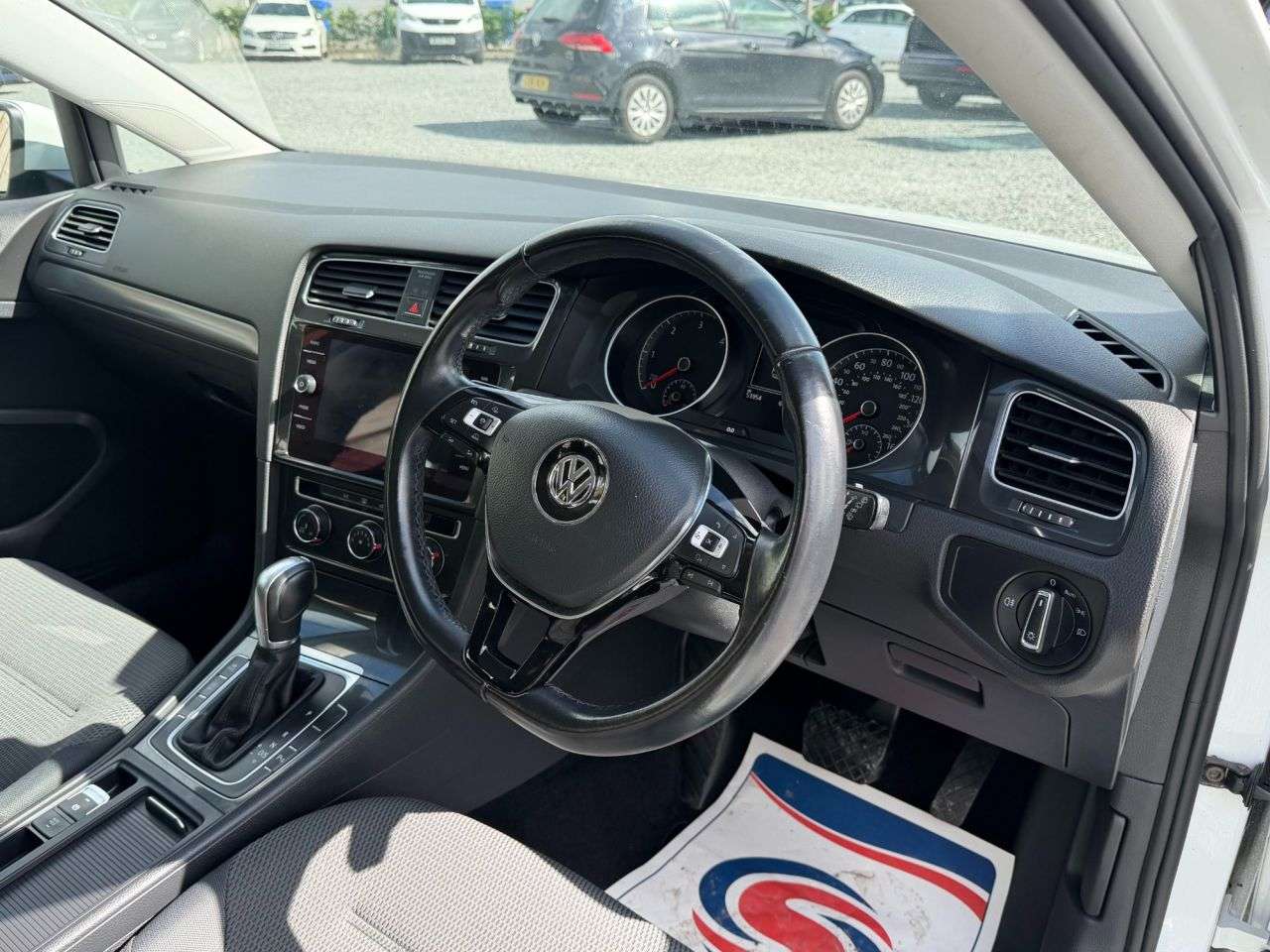 2017 VOLKSWAGEN GOLF 2017 VOLKSWAGEN GOLF