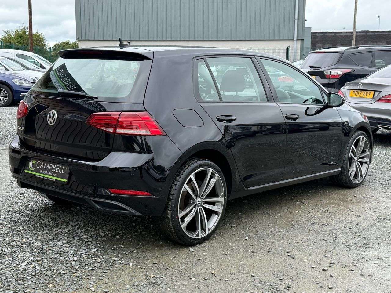 A 2018 VOLKSWAGEN GOLF 1.6 TDI S Hatchback 5dr Diesel Manual Euro 6 (s/s) (115 ps) A 2018 VOLKSWAGEN GOLF 1.6 TDI S Hatchback 5dr Diesel Manual Euro 6 (s/s) (115 ps)