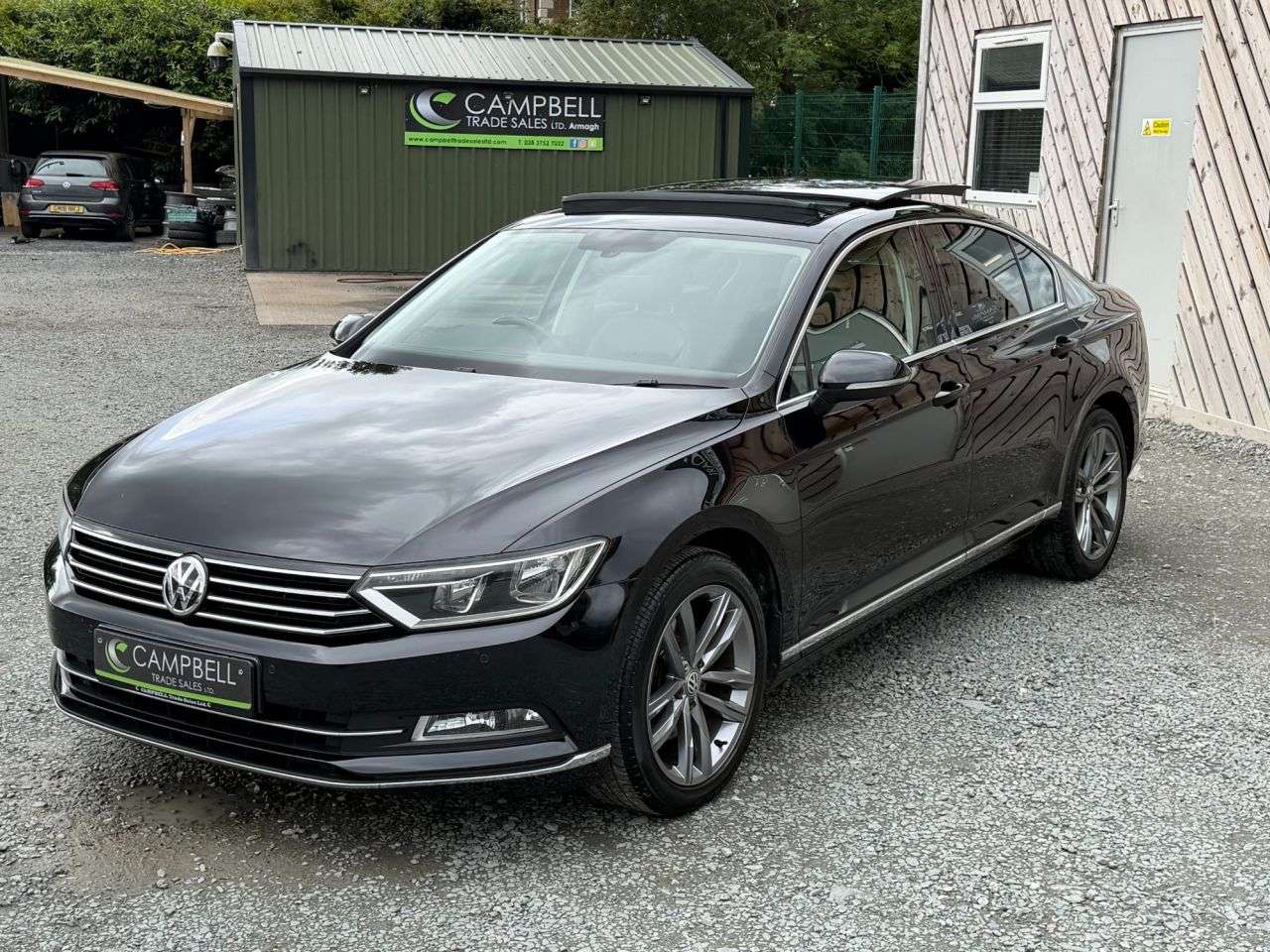 A 2017 VOLKSWAGEN PASSAT 2.0 TDI GT Saloon 4dr Diesel DSG Euro 6 (s/s) (150 ps) A 2017 VOLKSWAGEN PASSAT 2.0 TDI GT Saloon 4dr Diesel DSG Euro 6 (s/s) (150 ps)