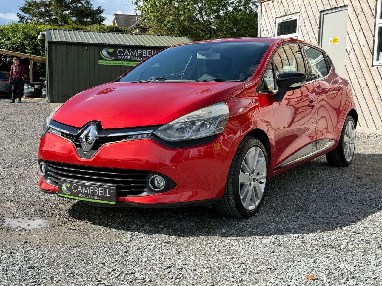 A 2014 RENAULT CLIO 1.5 dCi Dynamique S MediaNav Hatchback 5dr Diesel Manual Euro 5 (s/s) (90 p A 2014 RENAULT CLIO 1.5 dCi Dynamique S MediaNav Hatchback 5dr Diesel Manual Euro 5 (s/s) (90 p