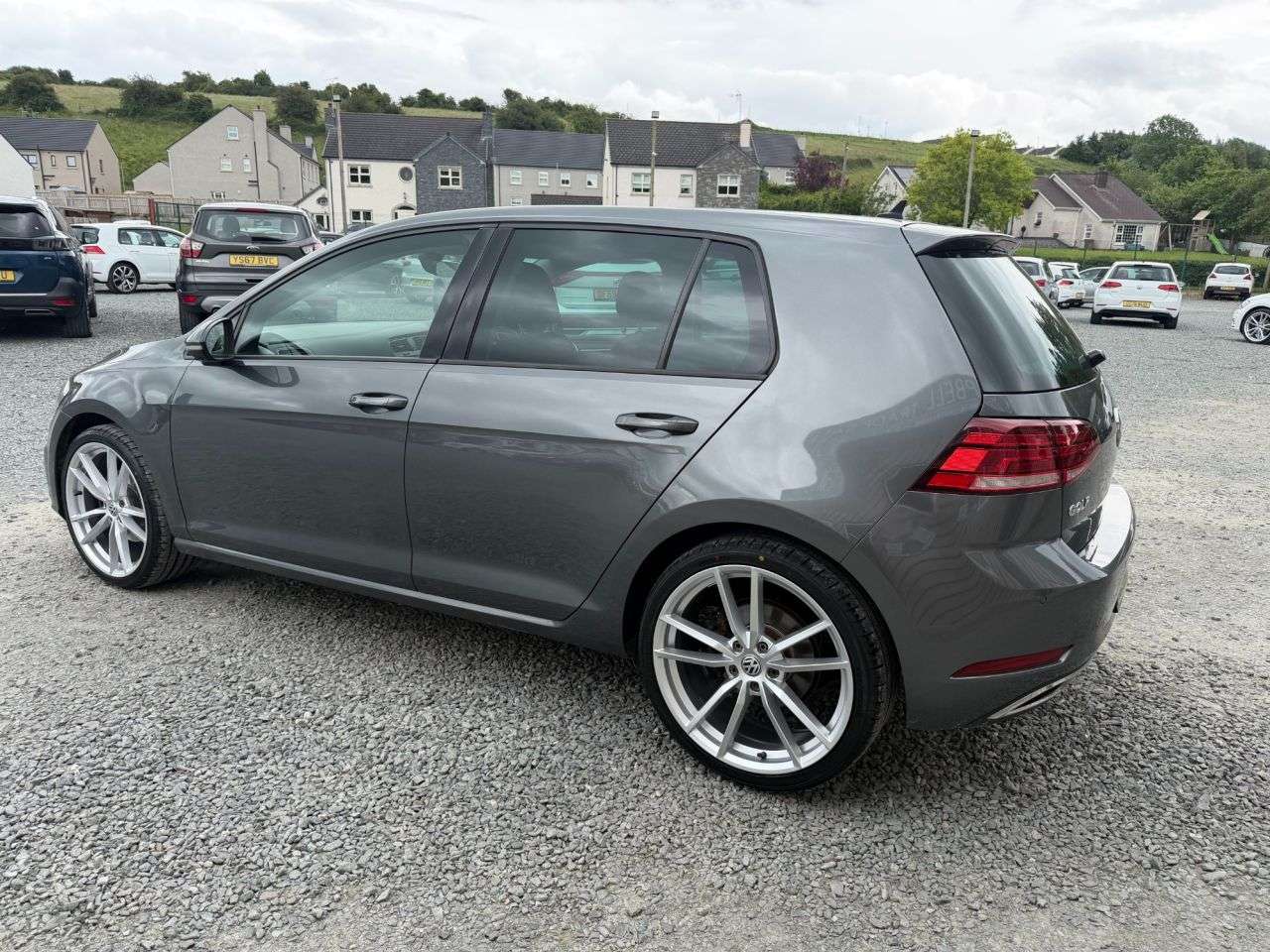 A 2018 VOLKSWAGEN GOLF 2.0 TDI GT Hatchback 5dr Diesel DSG Euro 6 (s/s) (150 ps) A 2018 VOLKSWAGEN GOLF 2.0 TDI GT Hatchback 5dr Diesel DSG Euro 6 (s/s) (150 ps)