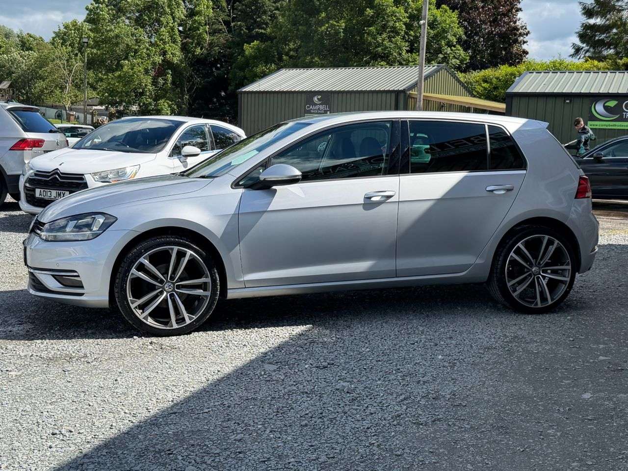 A 2019 VOLKSWAGEN GOLF 1.6 TDI Match Hatchback 5dr Diesel Manual Euro 6 (s/s) (115 ps) A 2019 VOLKSWAGEN GOLF 1.6 TDI Match Hatchback 5dr Diesel Manual Euro 6 (s/s) (115 ps)