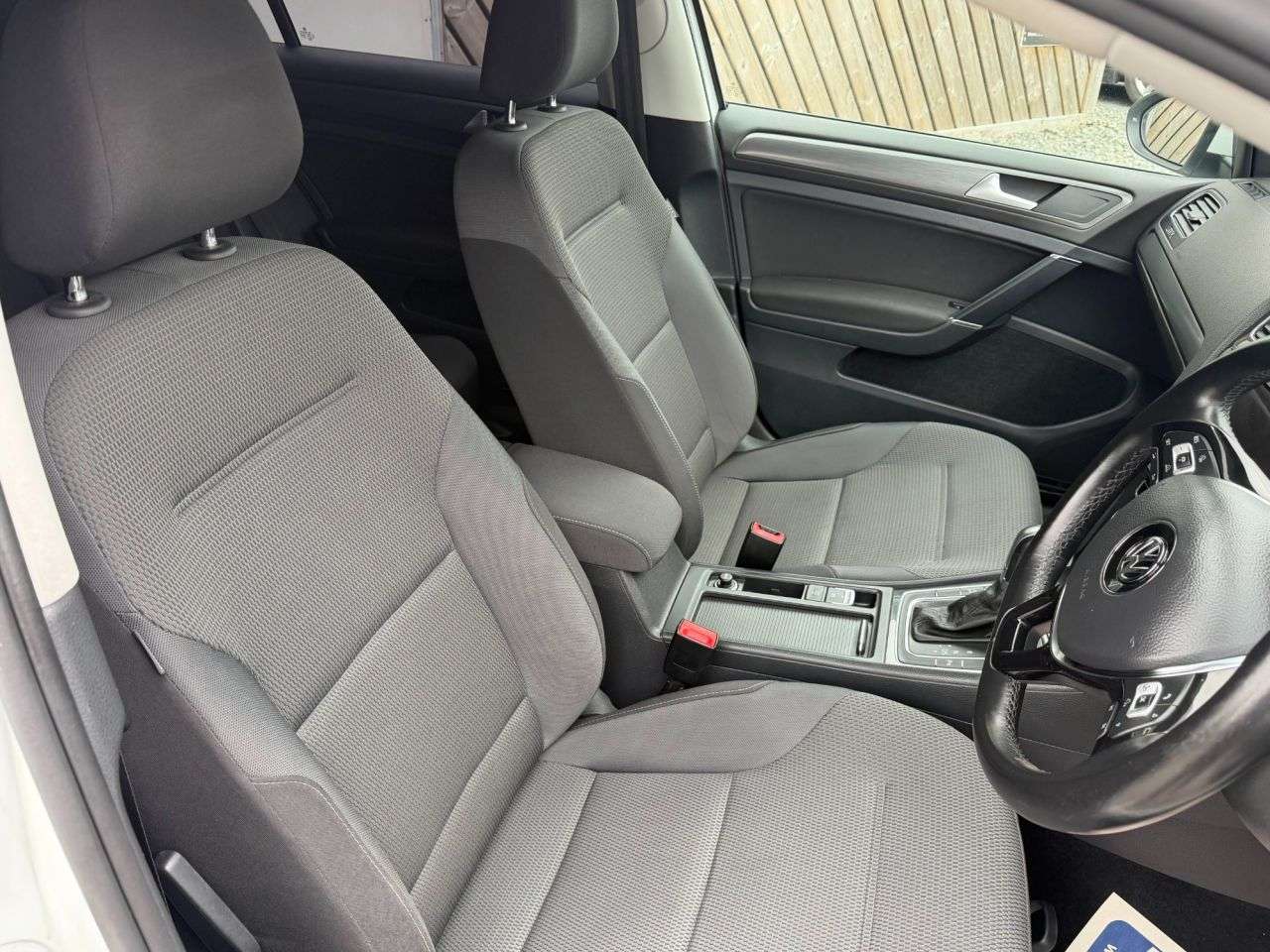 2017 VOLKSWAGEN GOLF 2017 VOLKSWAGEN GOLF