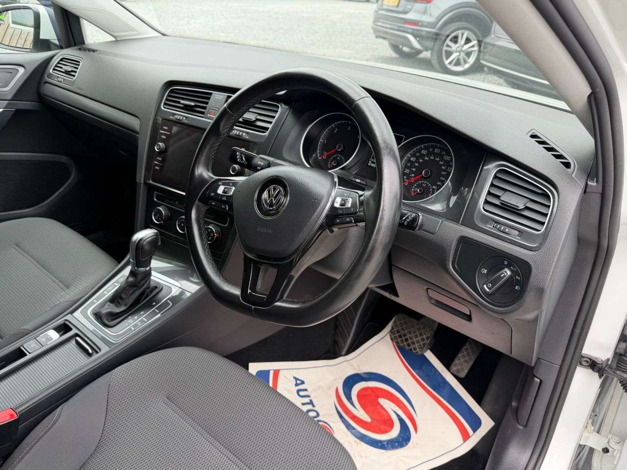 2017 VOLKSWAGEN GOLF 2017 VOLKSWAGEN GOLF