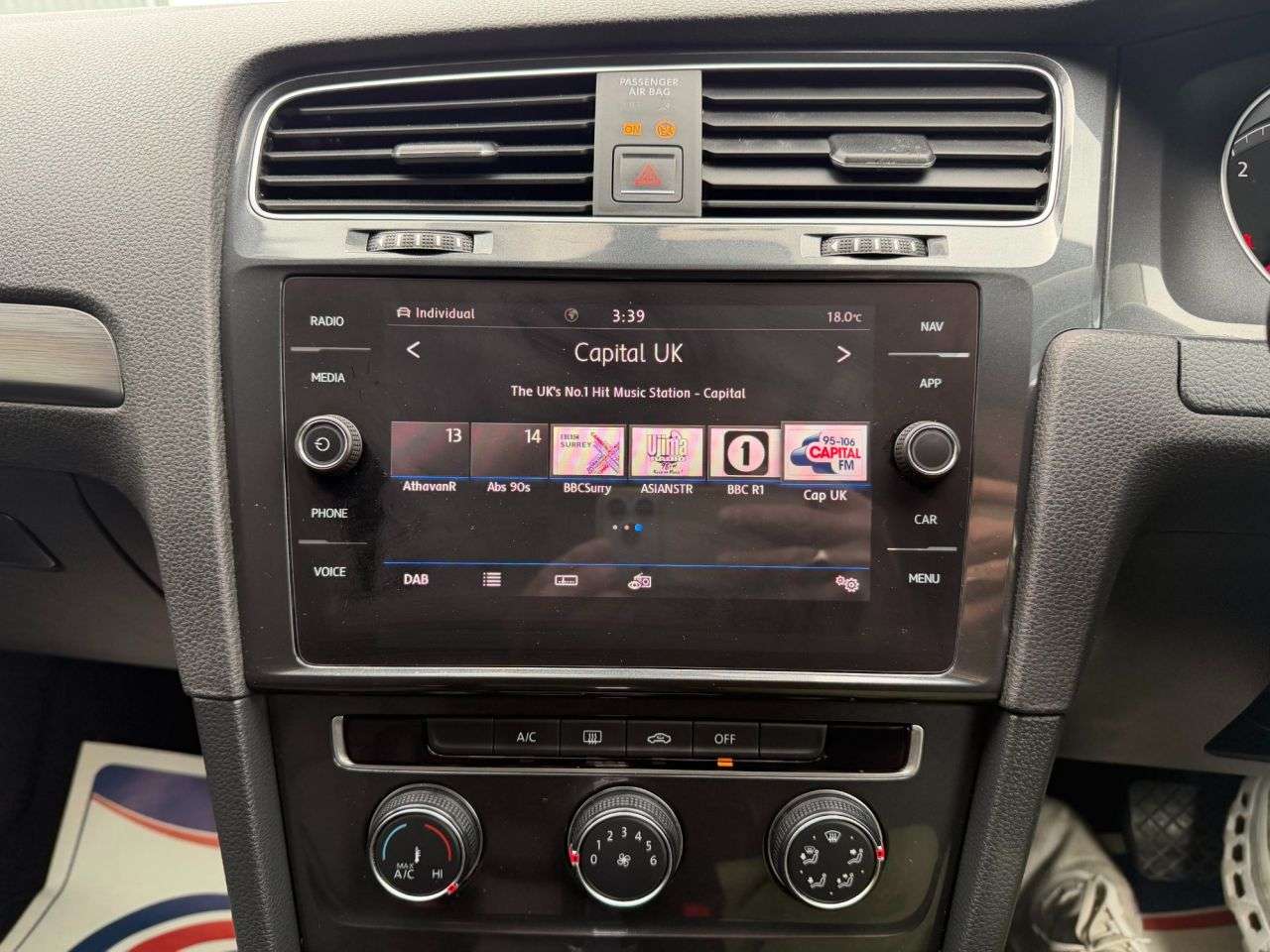 2017 VOLKSWAGEN GOLF 2017 VOLKSWAGEN GOLF