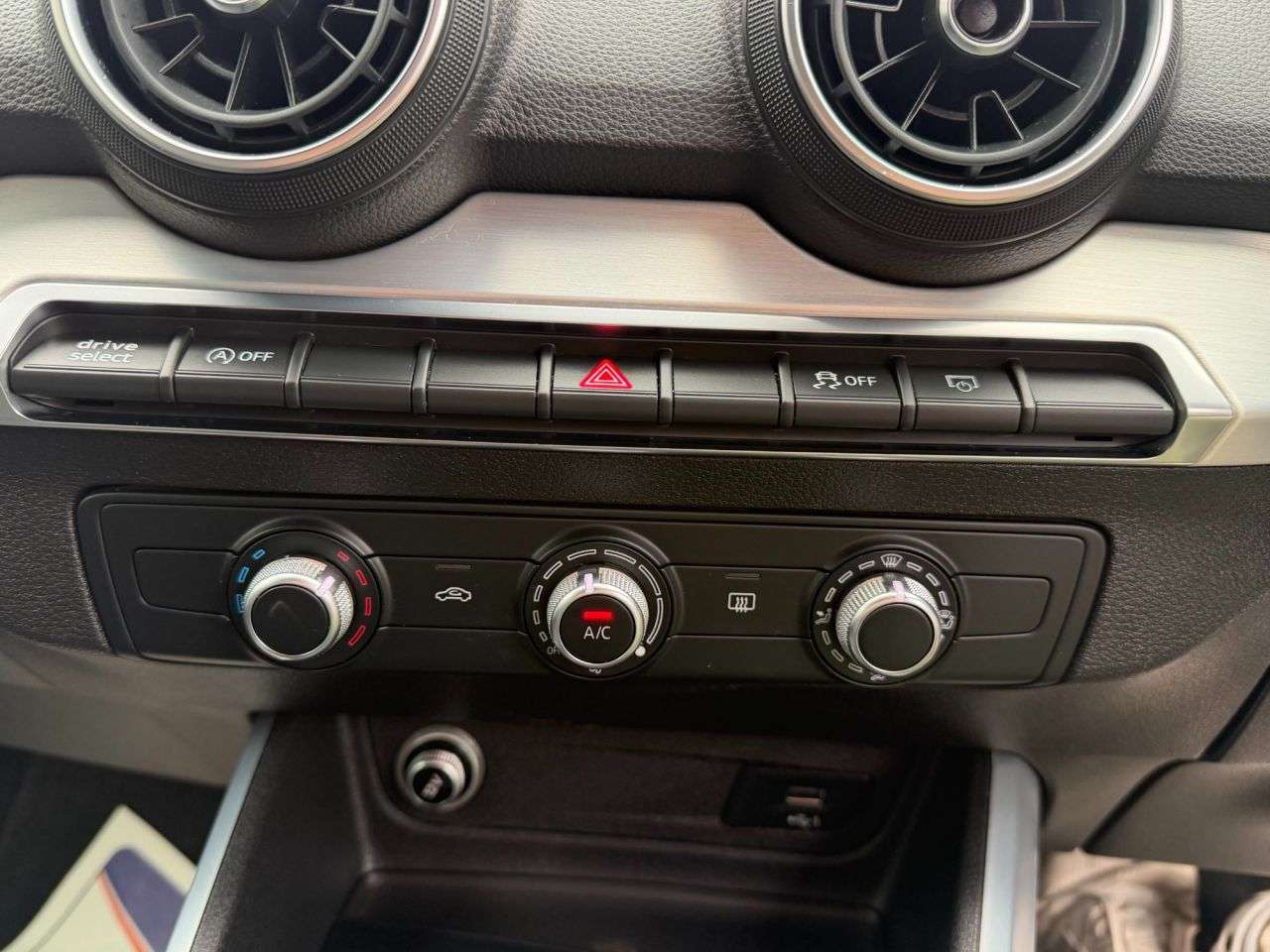 2018 AUDI Q2 2018 AUDI Q2