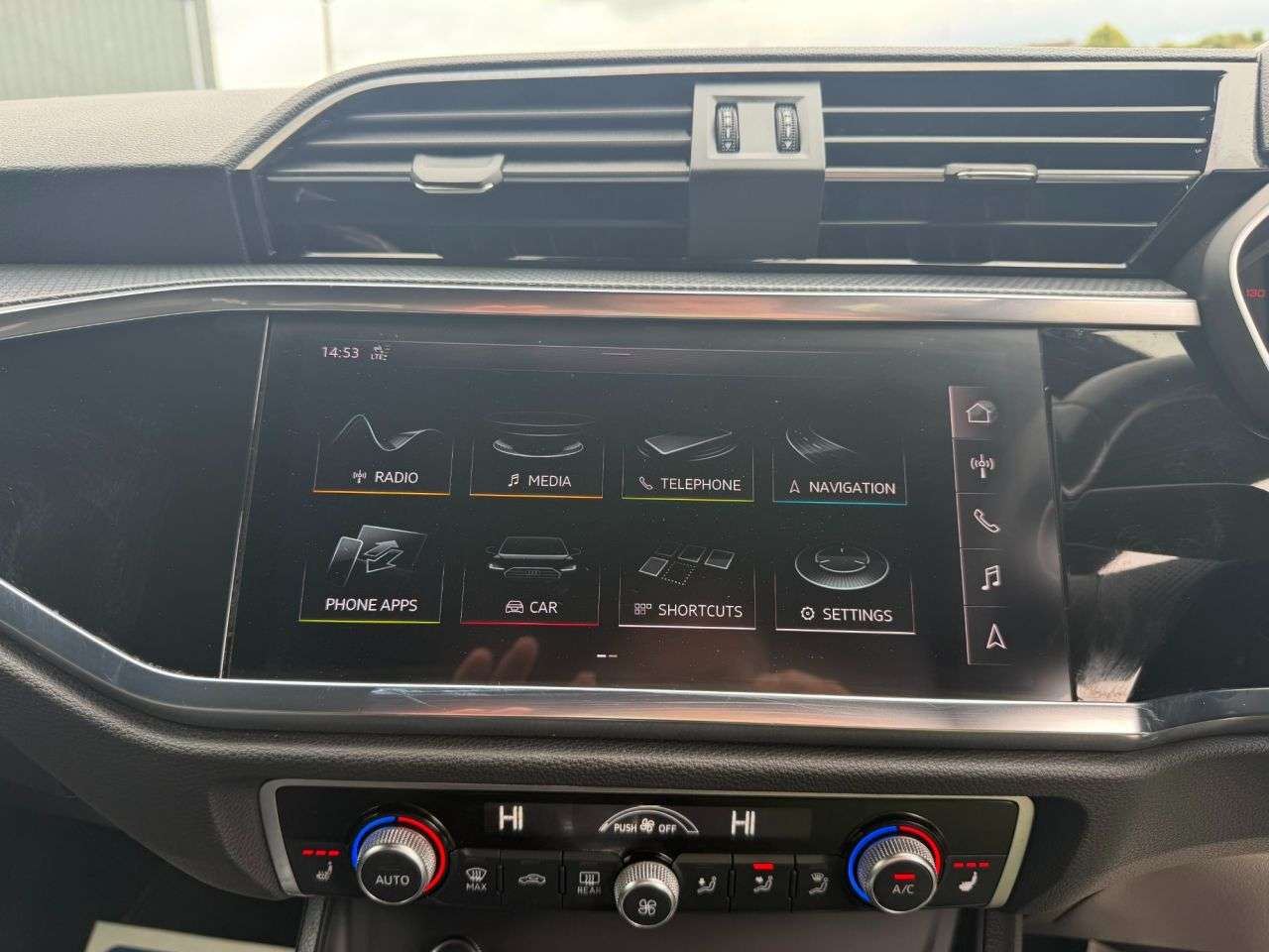 2019 AUDI Q3 2019 AUDI Q3