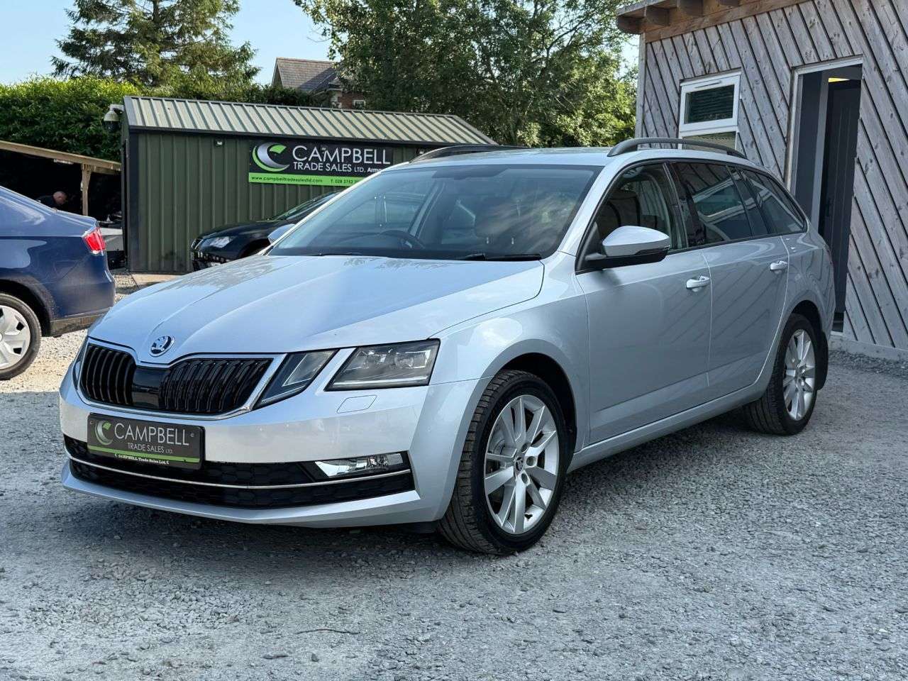A 2020 SKODA OCTAVIA 1.6 TDI SE L Estate 5dr Diesel Manual Euro 6 (s/s) (115 ps) A 2020 SKODA OCTAVIA 1.6 TDI SE L Estate 5dr Diesel Manual Euro 6 (s/s) (115 ps)