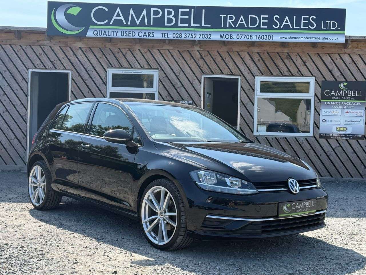 A 2018 VOLKSWAGEN GOLF 1.6 TDI SE Nav Hatchback 5dr Diesel DSG Euro 6 (s/s) (115 ps) A 2018 VOLKSWAGEN GOLF 1.6 TDI SE Nav Hatchback 5dr Diesel DSG Euro 6 (s/s) (115 ps)