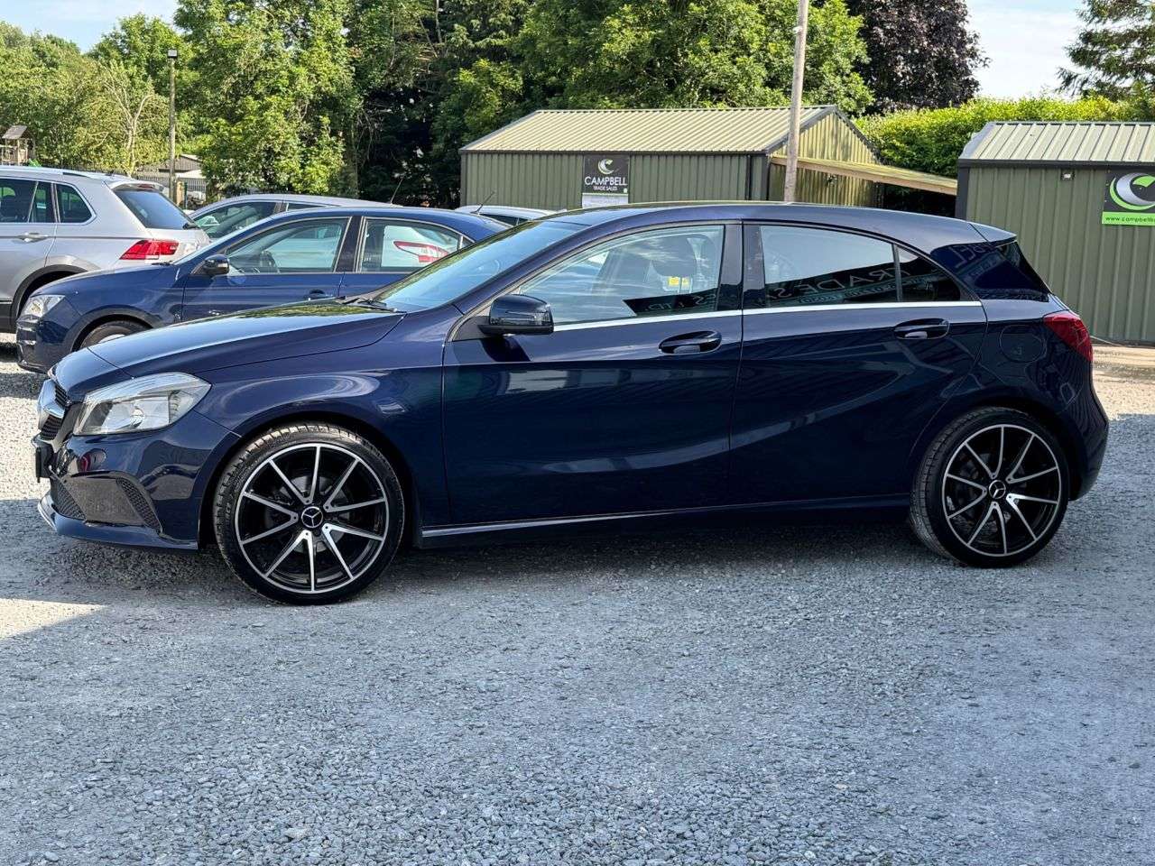 A 2017 MERCEDES-BENZ A CLASS 1.5 A180d Sport Hatchback 5dr Diesel 7G-DCT Euro 6 (s/s) (109 ps) A 2017 MERCEDES-BENZ A CLASS 1.5 A180d Sport Hatchback 5dr Diesel 7G-DCT Euro 6 (s/s) (109 ps)