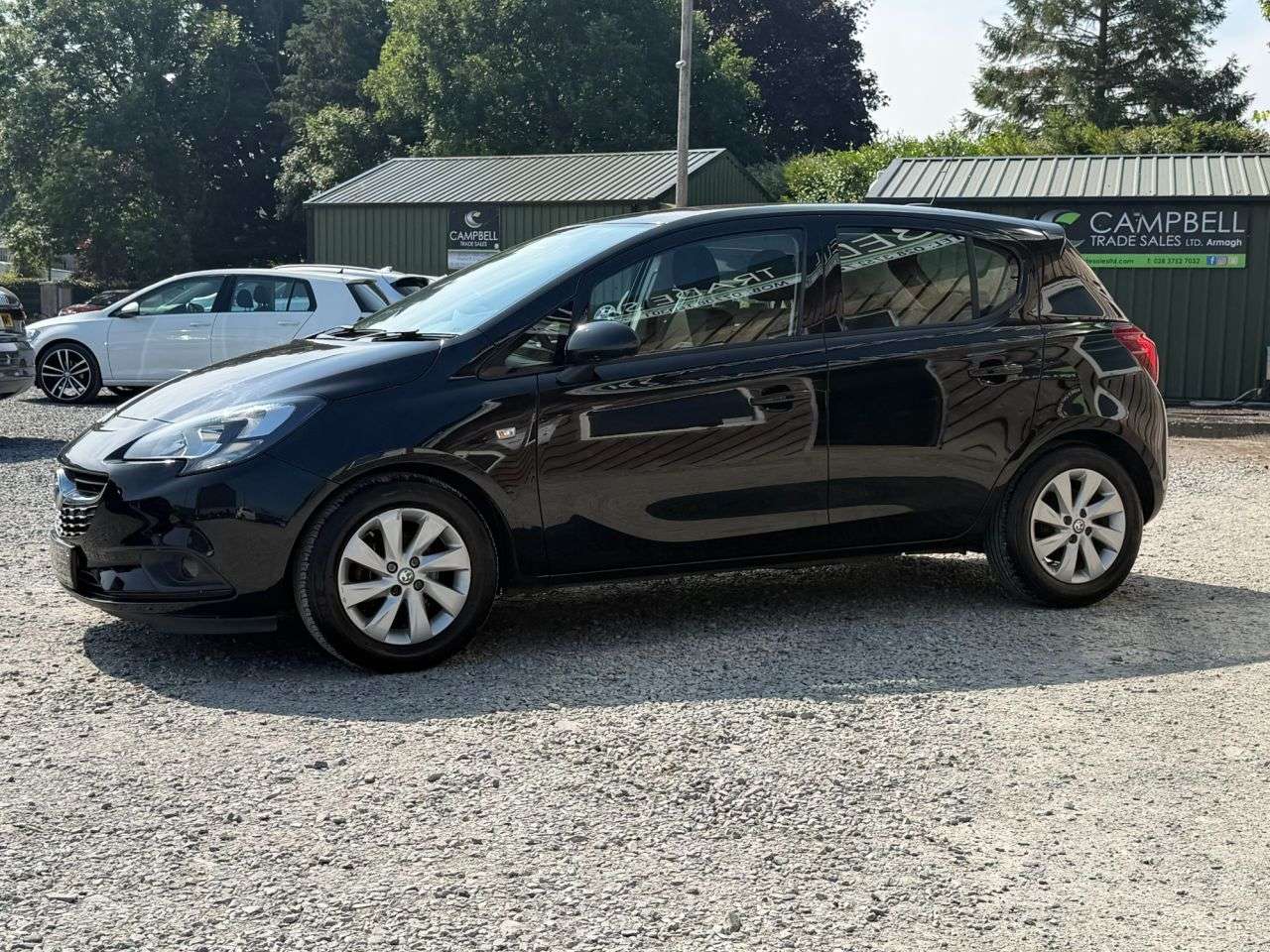 A 2017 VAUXHALL CORSA 1.4i ecoFLEX Design Hatchback 5dr Petrol Manual Euro 6 (90 ps) A 2017 VAUXHALL CORSA 1.4i ecoFLEX Design Hatchback 5dr Petrol Manual Euro 6 (90 ps)