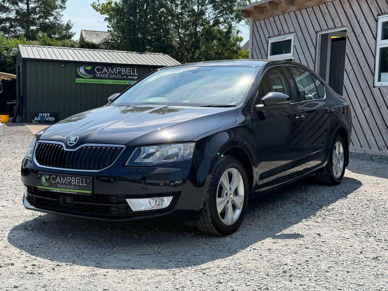A 2015 SKODA OCTAVIA 1.6 TDI SE L Hatchback 5dr Diesel Manual Euro 6 (s/s) (110 ps) A 2015 SKODA OCTAVIA 1.6 TDI SE L Hatchback 5dr Diesel Manual Euro 6 (s/s) (110 ps)
