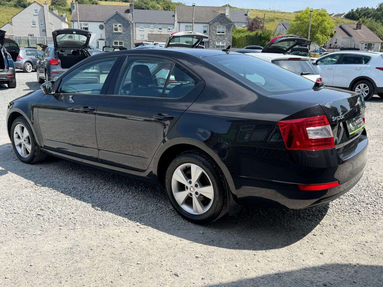 A 2015 SKODA OCTAVIA 1.6 TDI SE L Hatchback 5dr Diesel Manual Euro 6 (s/s) (110 ps) A 2015 SKODA OCTAVIA 1.6 TDI SE L Hatchback 5dr Diesel Manual Euro 6 (s/s) (110 ps)