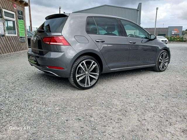 A 2019 VOLKSWAGEN GOLF 1.6 TDI Match Hatchback 5dr Diesel Manual Euro 6 (s/s) (115 ps) A 2019 VOLKSWAGEN GOLF 1.6 TDI Match Hatchback 5dr Diesel Manual Euro 6 (s/s) (115 ps)