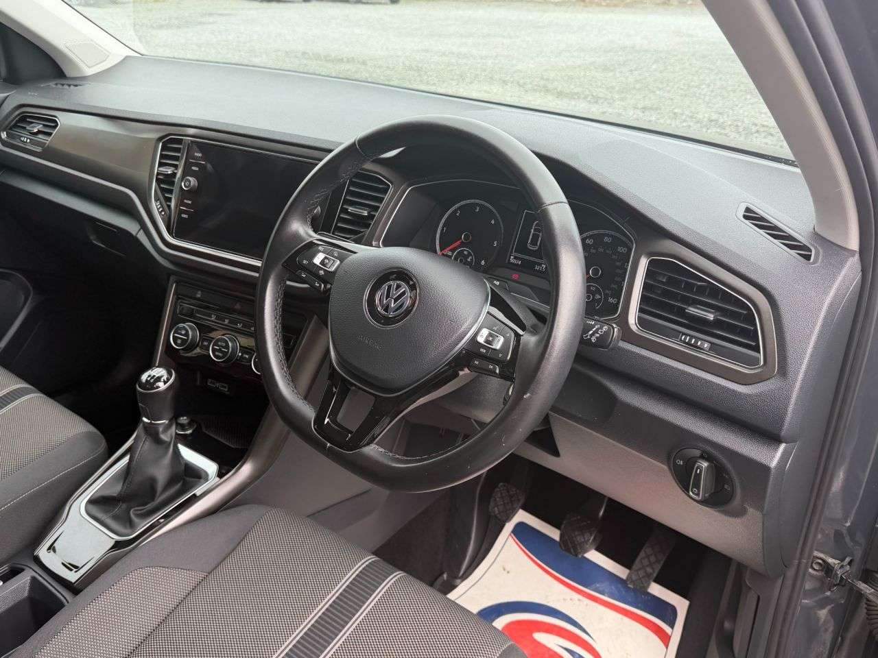 2019 VOLKSWAGEN T-ROC 2019 VOLKSWAGEN T-ROC