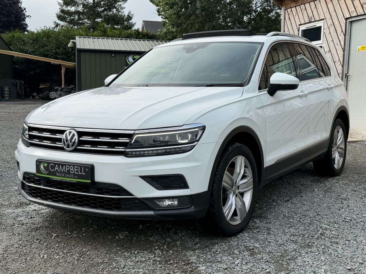 A 2020 VOLKSWAGEN TIGUAN 2.0 TDI SEL SUV 5dr Diesel DSG 4Motion Euro 6 (s/s) (190 ps) A 2020 VOLKSWAGEN TIGUAN 2.0 TDI SEL SUV 5dr Diesel DSG 4Motion Euro 6 (s/s) (190 ps)