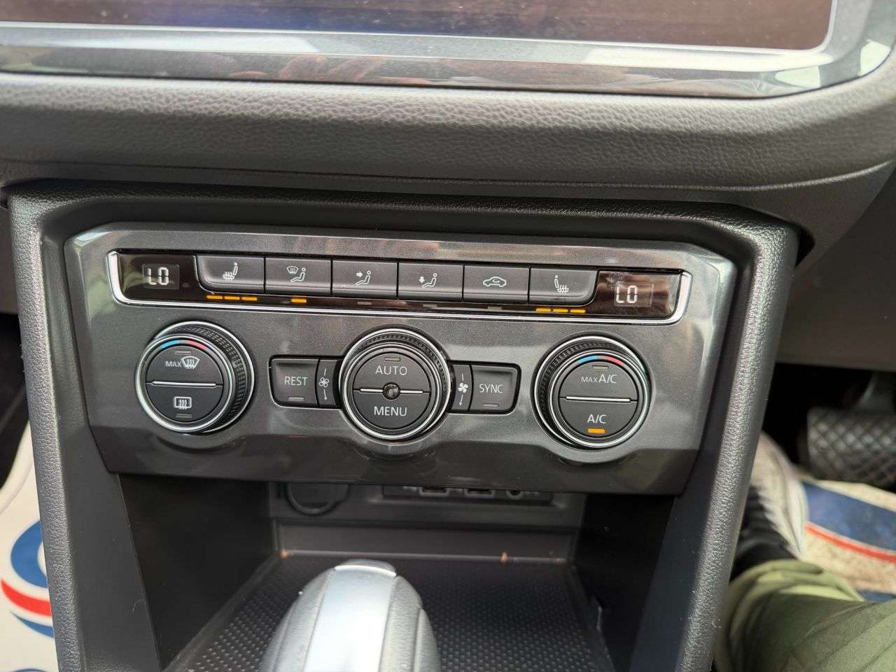 2020 VOLKSWAGEN TIGUAN 2020 VOLKSWAGEN TIGUAN
