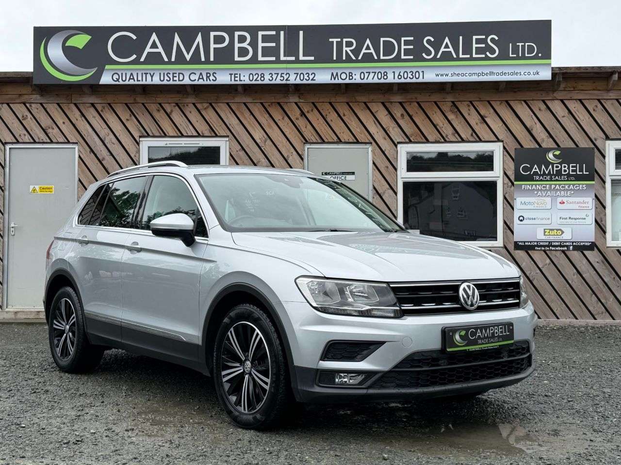 A 2018 VOLKSWAGEN TIGUAN 2.0 TDI SE SUV 5dr Diesel Manual Euro 6 (s/s) (150 ps) A 2018 VOLKSWAGEN TIGUAN 2.0 TDI SE SUV 5dr Diesel Manual Euro 6 (s/s) (150 ps)