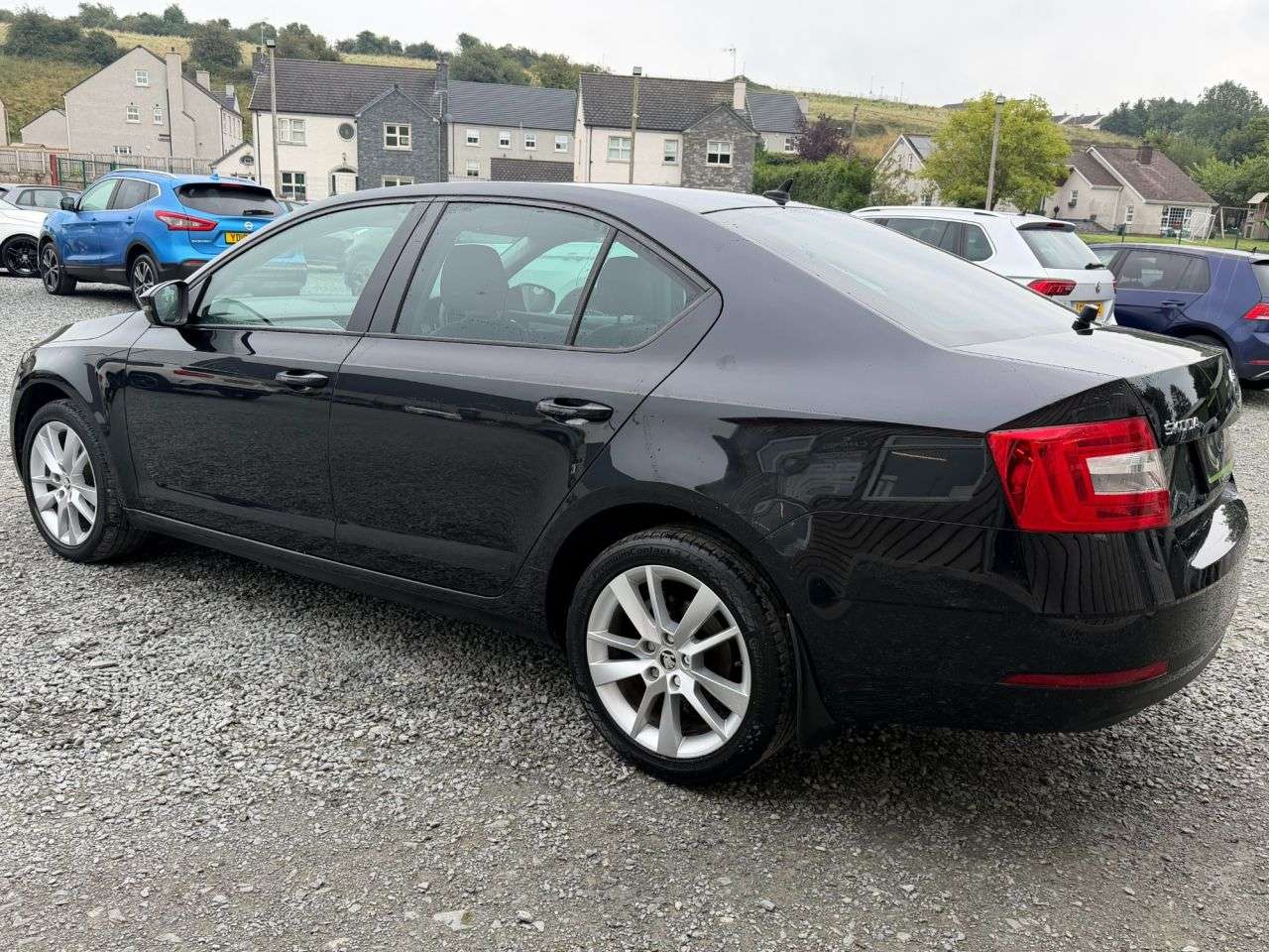 A 2018 SKODA OCTAVIA 1.6 TDI SCR SE L Hatchback 5dr Diesel DSG Euro 6 (s/s) (115 ps) A 2018 SKODA OCTAVIA 1.6 TDI SCR SE L Hatchback 5dr Diesel DSG Euro 6 (s/s) (115 ps)