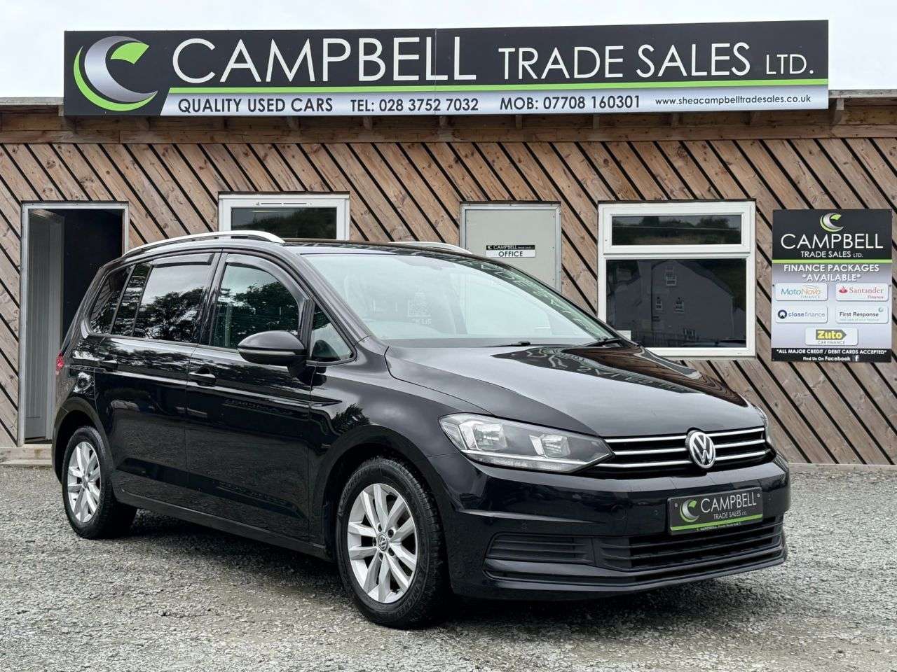 A 2016 VOLKSWAGEN TOURAN 1.6 TDI BlueMotion Tech SE MPV 5dr Diesel Manual Euro 6 (s/s) (110 ps) A 2016 VOLKSWAGEN TOURAN 1.6 TDI BlueMotion Tech SE MPV 5dr Diesel Manual Euro 6 (s/s) (110 ps)