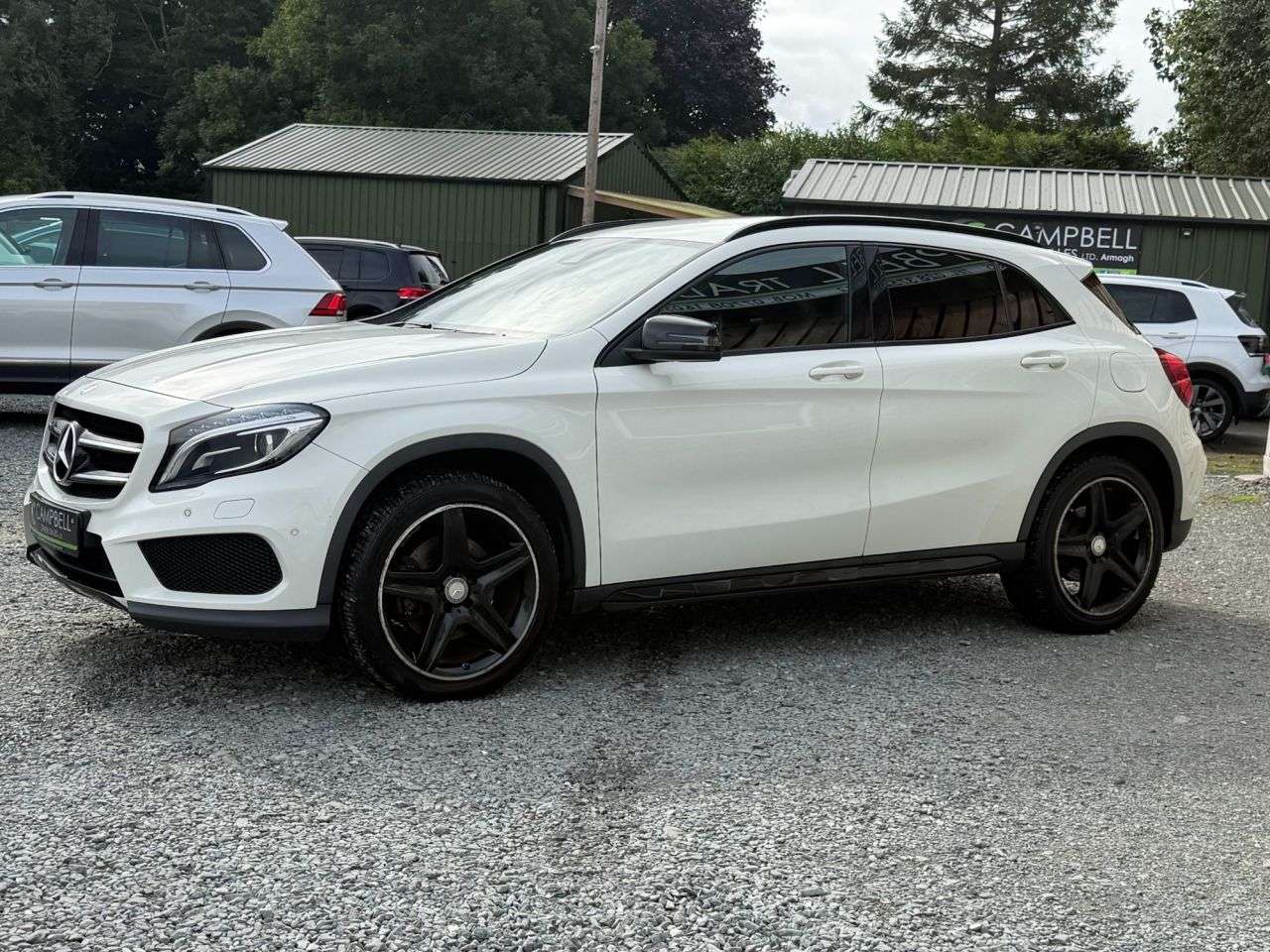 A 2016 MERCEDES-BENZ 180 2.1 GLA220d AMG Line (Premium) SUV 5dr Diesel 7G-DCT 4MATIC Euro 6 (s/s) (1 A 2016 MERCEDES-BENZ 180 2.1 GLA220d AMG Line (Premium) SUV 5dr Diesel 7G-DCT 4MATIC Euro 6 (s/s) (1