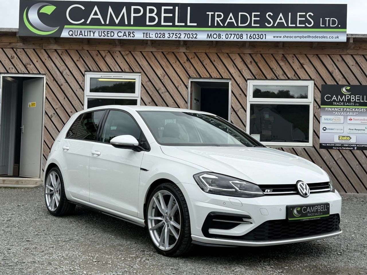 A 2020 VOLKSWAGEN GOLF 1.6 TDI R-Line Edition Hatchback 5dr Diesel Manual Euro 6 (s/s) (115 ps) A 2020 VOLKSWAGEN GOLF 1.6 TDI R-Line Edition Hatchback 5dr Diesel Manual Euro 6 (s/s) (115 ps)