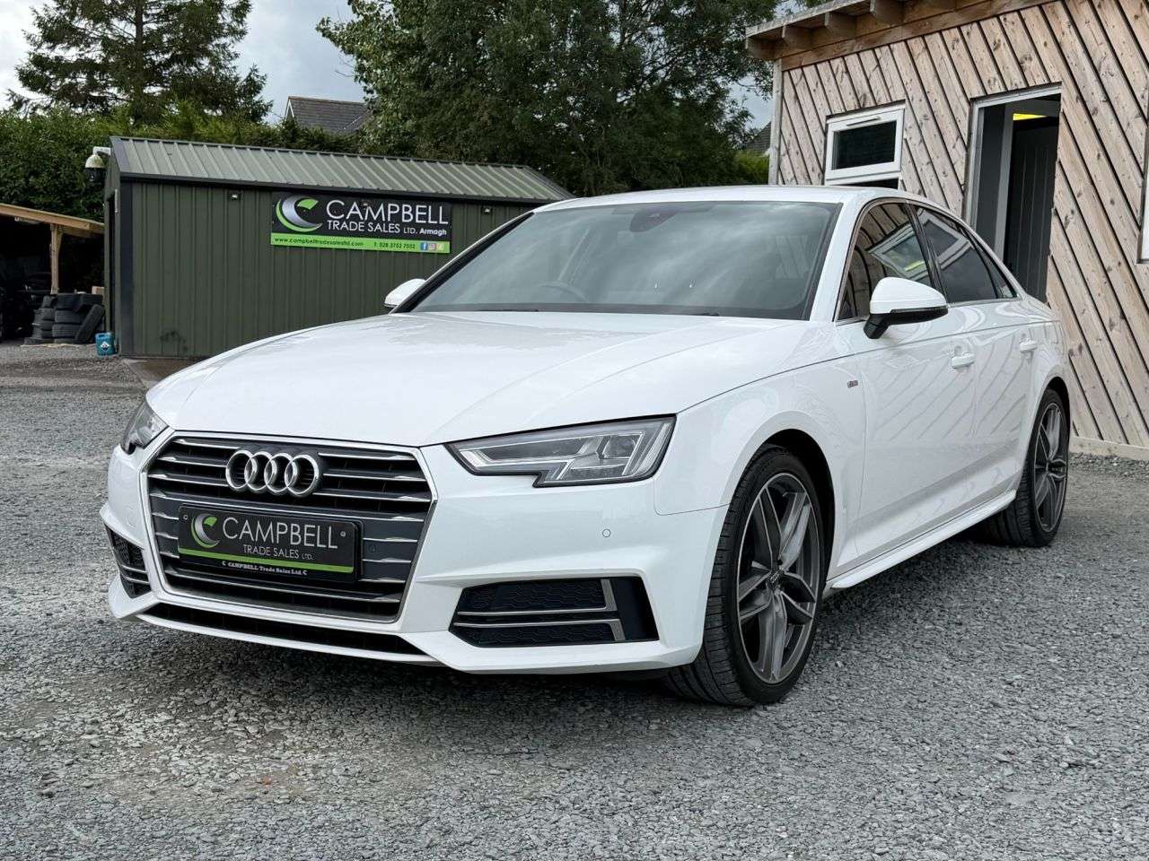 A 2015 AUDI A4 2.0 TDI S line Saloon 4dr Diesel S Tronic Euro 6 (s/s) (190 ps) A 2015 AUDI A4 2.0 TDI S line Saloon 4dr Diesel S Tronic Euro 6 (s/s) (190 ps)