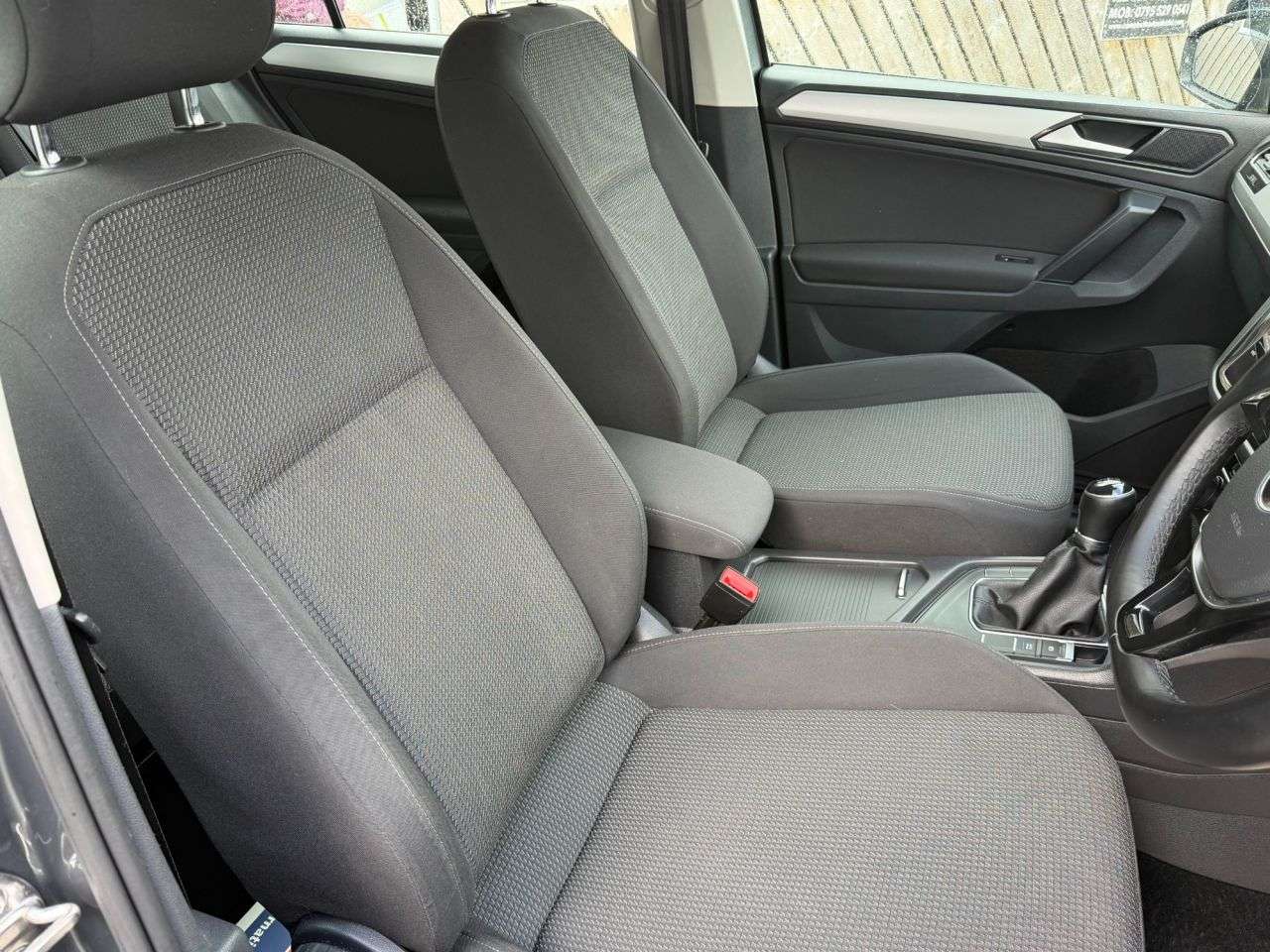 2017 VOLKSWAGEN TIGUAN 2017 VOLKSWAGEN TIGUAN