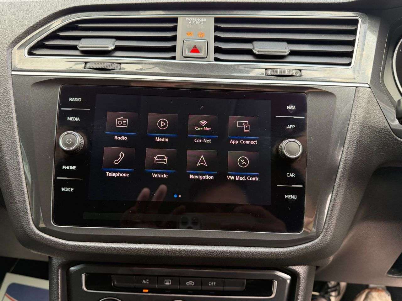 2017 VOLKSWAGEN TIGUAN 2017 VOLKSWAGEN TIGUAN