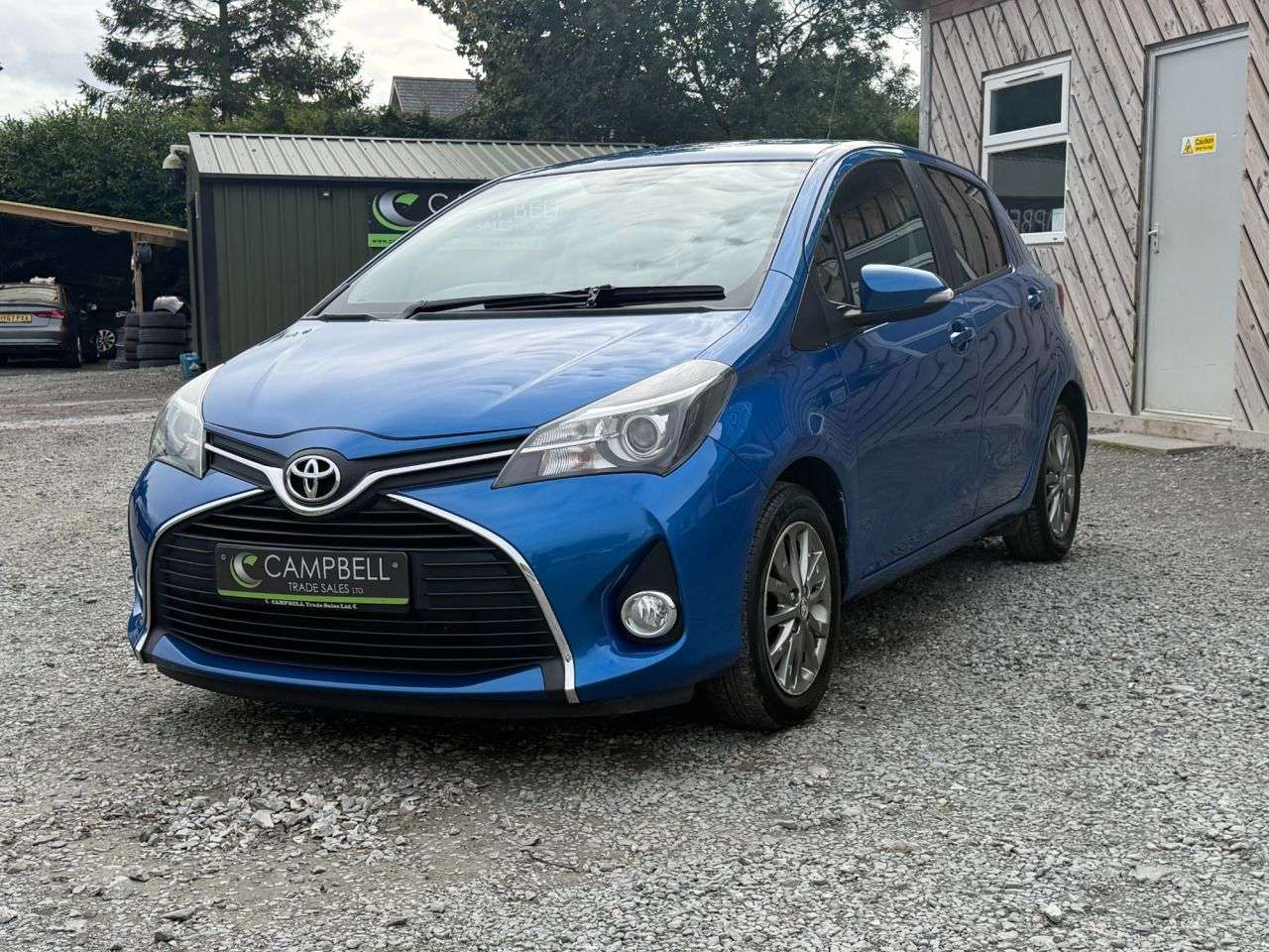 A 2017 TOYOTA YARIS 1.33 Dual VVT-i Icon Hatchback 5dr Petrol Multidrive S Euro 6 (99 ps) A 2017 TOYOTA YARIS 1.33 Dual VVT-i Icon Hatchback 5dr Petrol Multidrive S Euro 6 (99 ps)