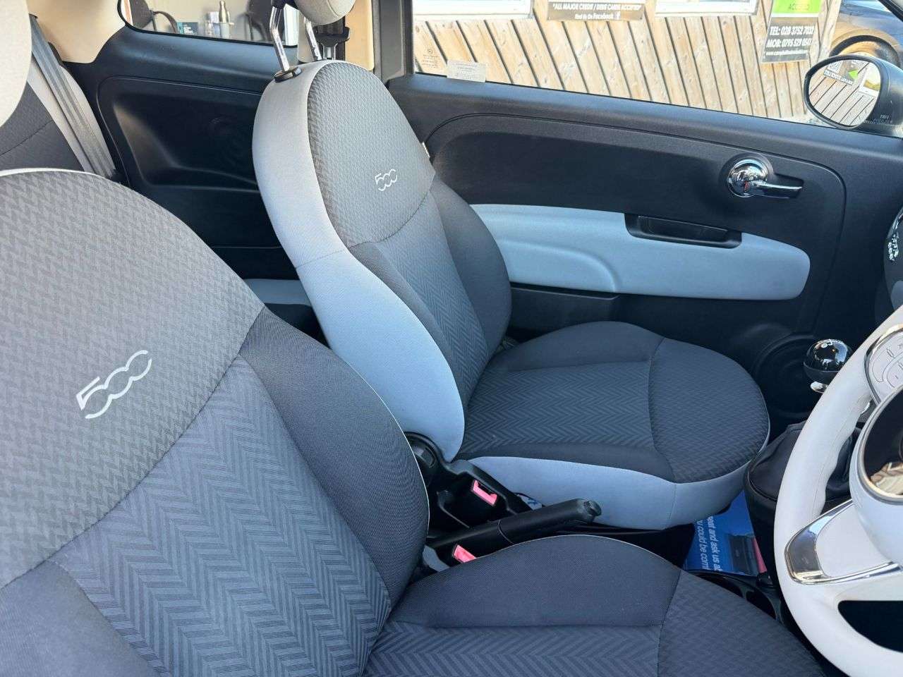 2018 FIAT 500 2018 FIAT 500