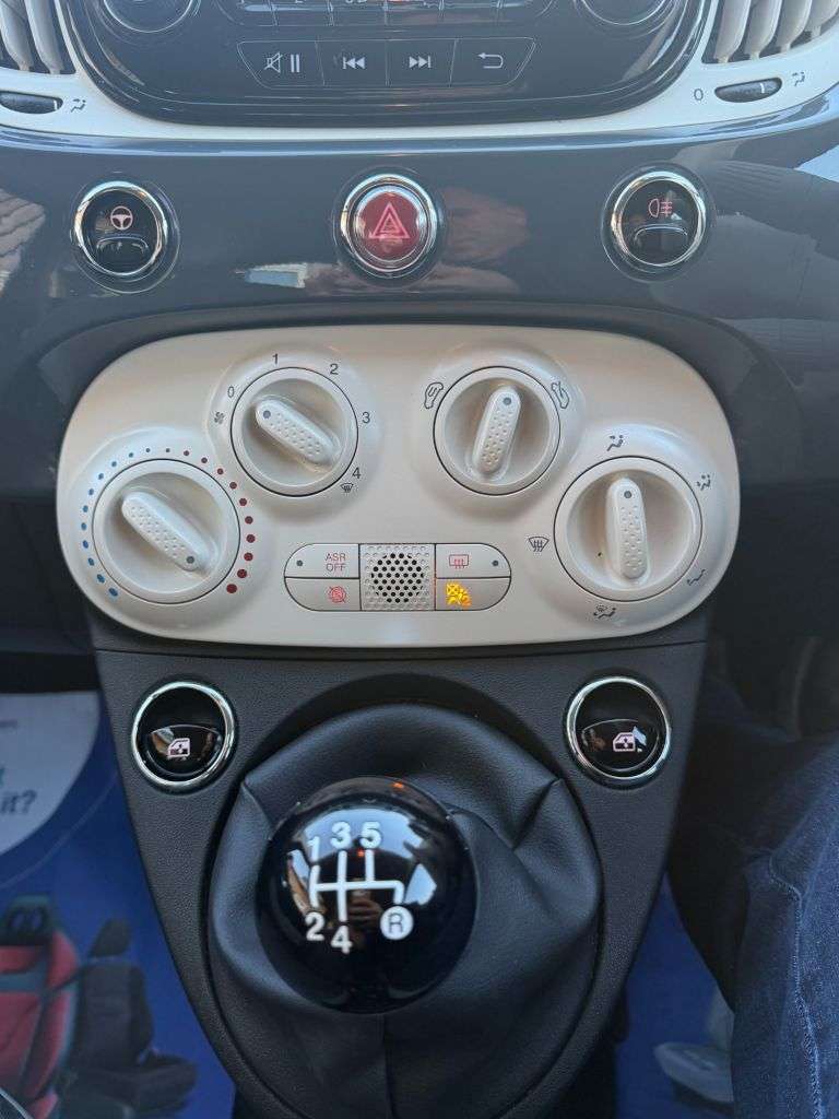 2018 FIAT 500 2018 FIAT 500